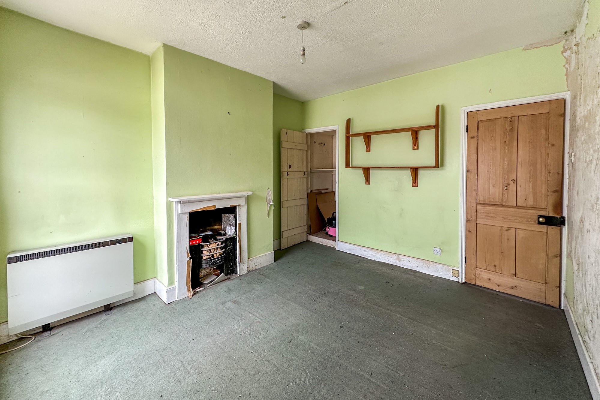 57 Gordon Road, Fareham, Hampshire, PO16 7TQ