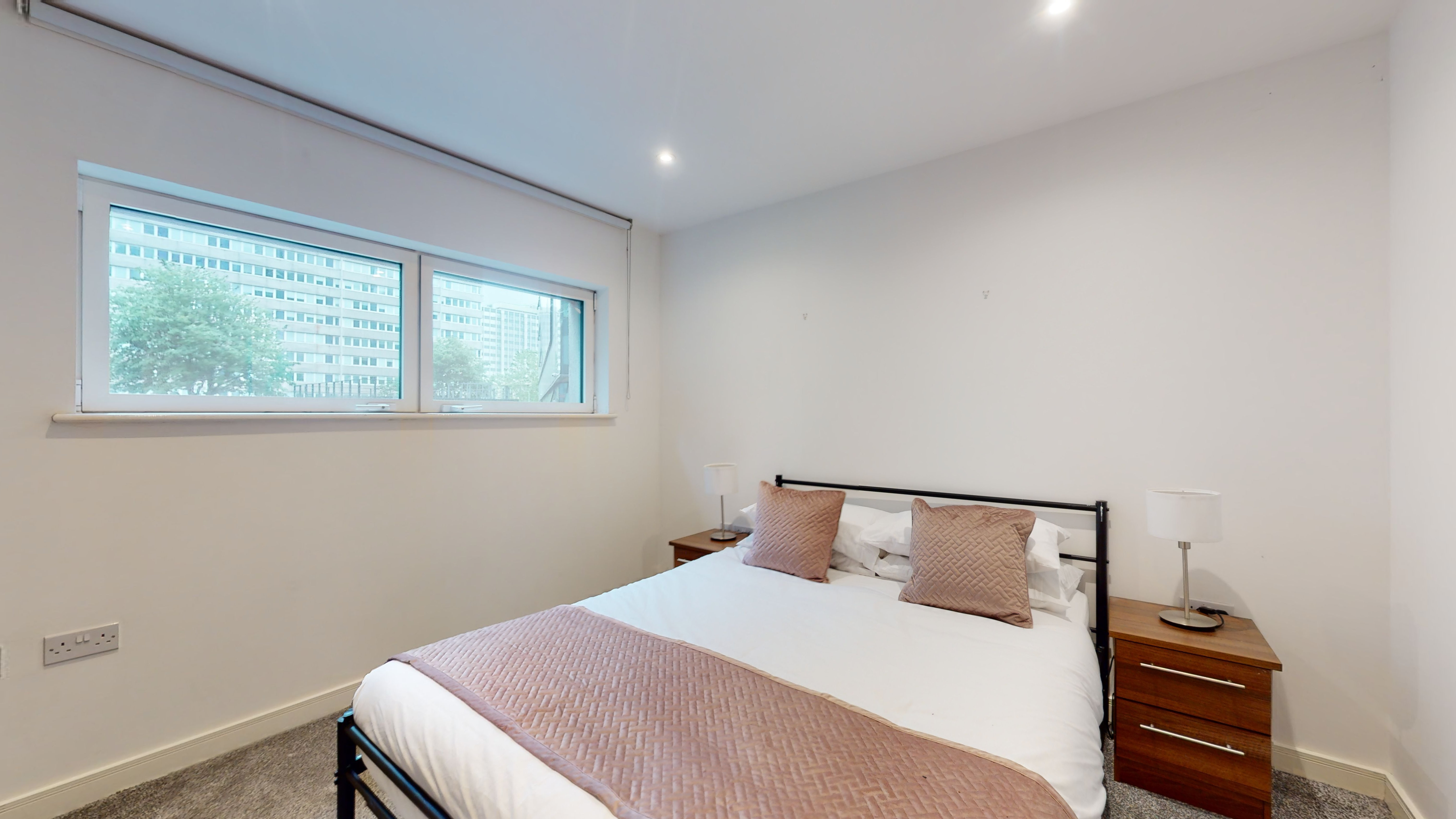Flat 41 Keats Apartments, 6 Saffron Central Square, Croydon, CR0 2FT
