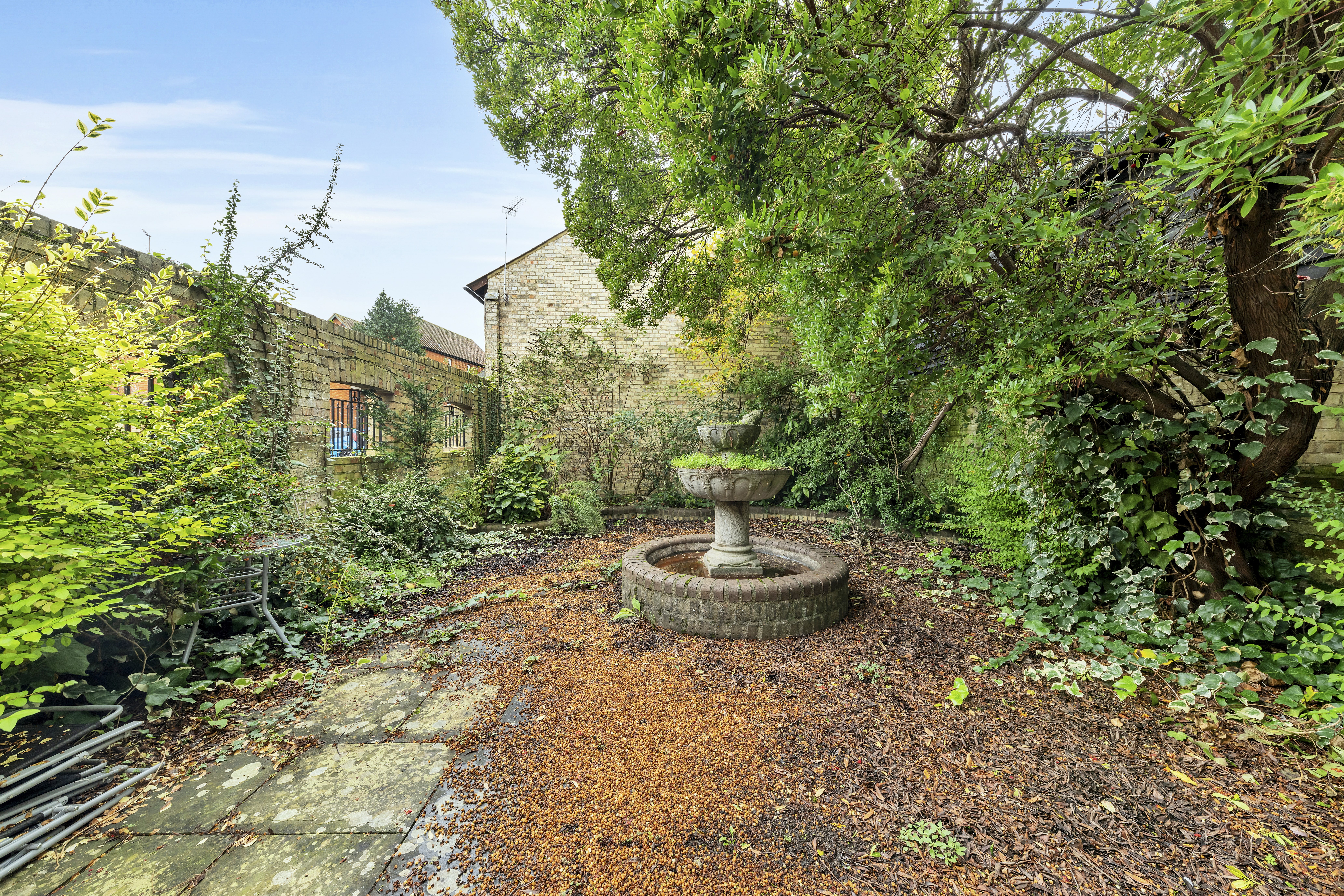 4 Kiln Yard, Baldock Street, Royston, SG8 5AY