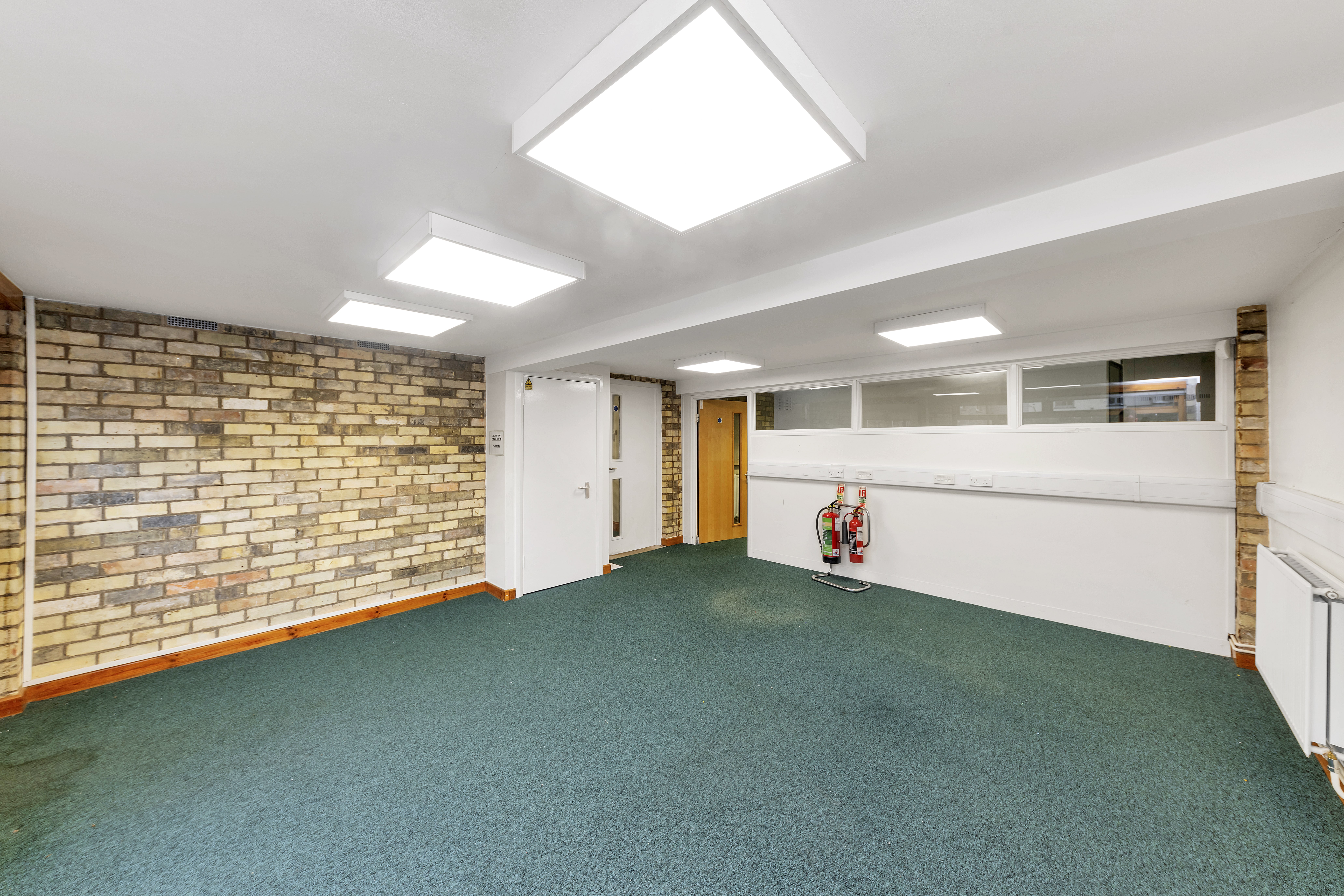 4 Kiln Yard, Baldock Street, Royston, SG8 5AY