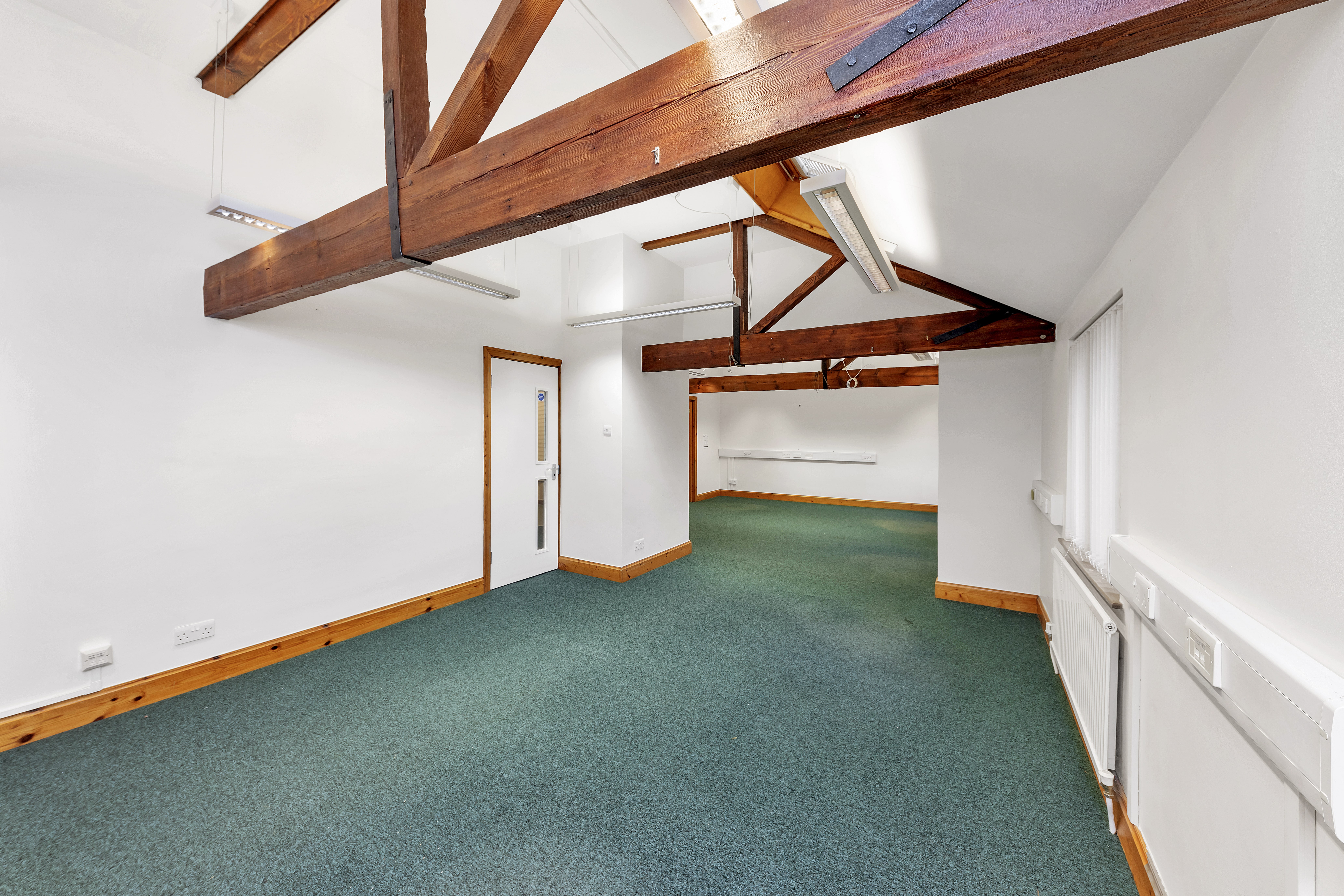 4 Kiln Yard, Baldock Street, Royston, SG8 5AY