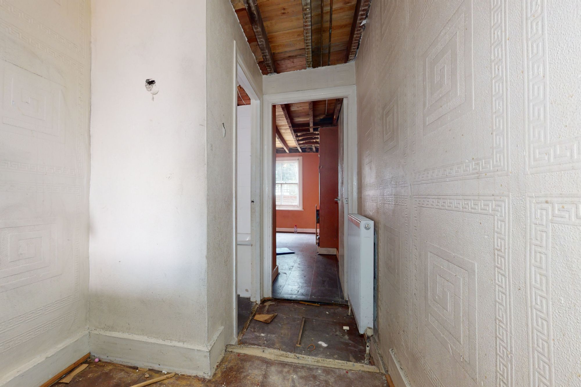 170B Leander Road, Streatham, London, SW2 2LL