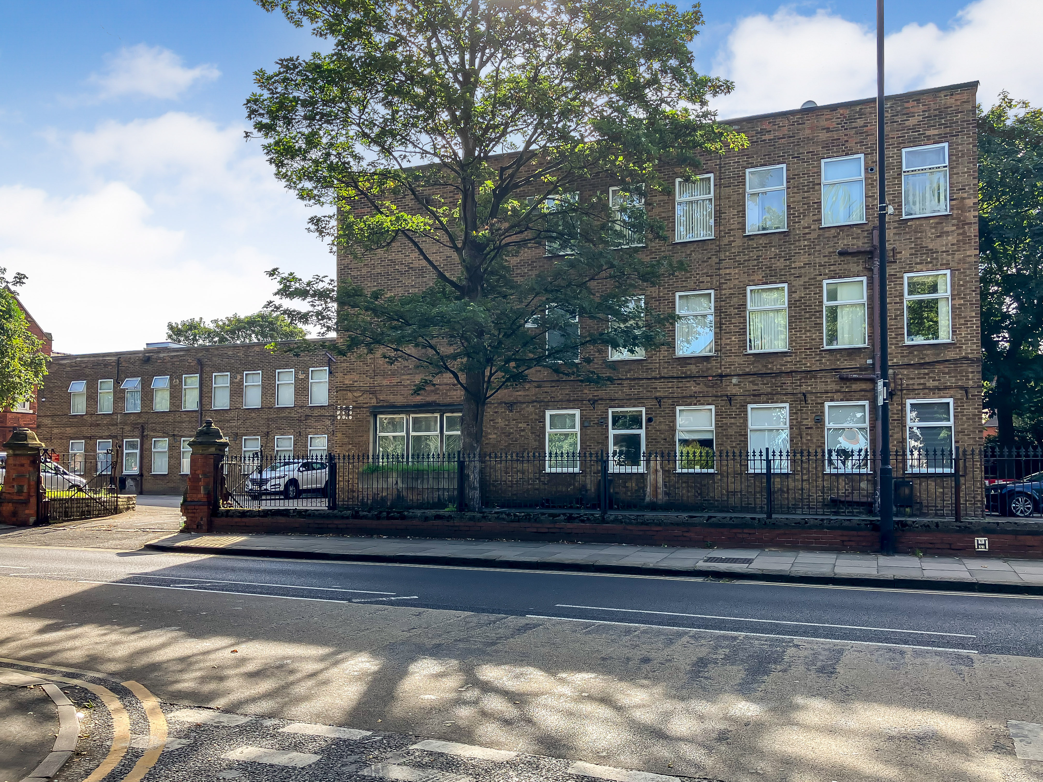 St Georges Court, 44 Thorne Road, Doncaster, DN1 2JA