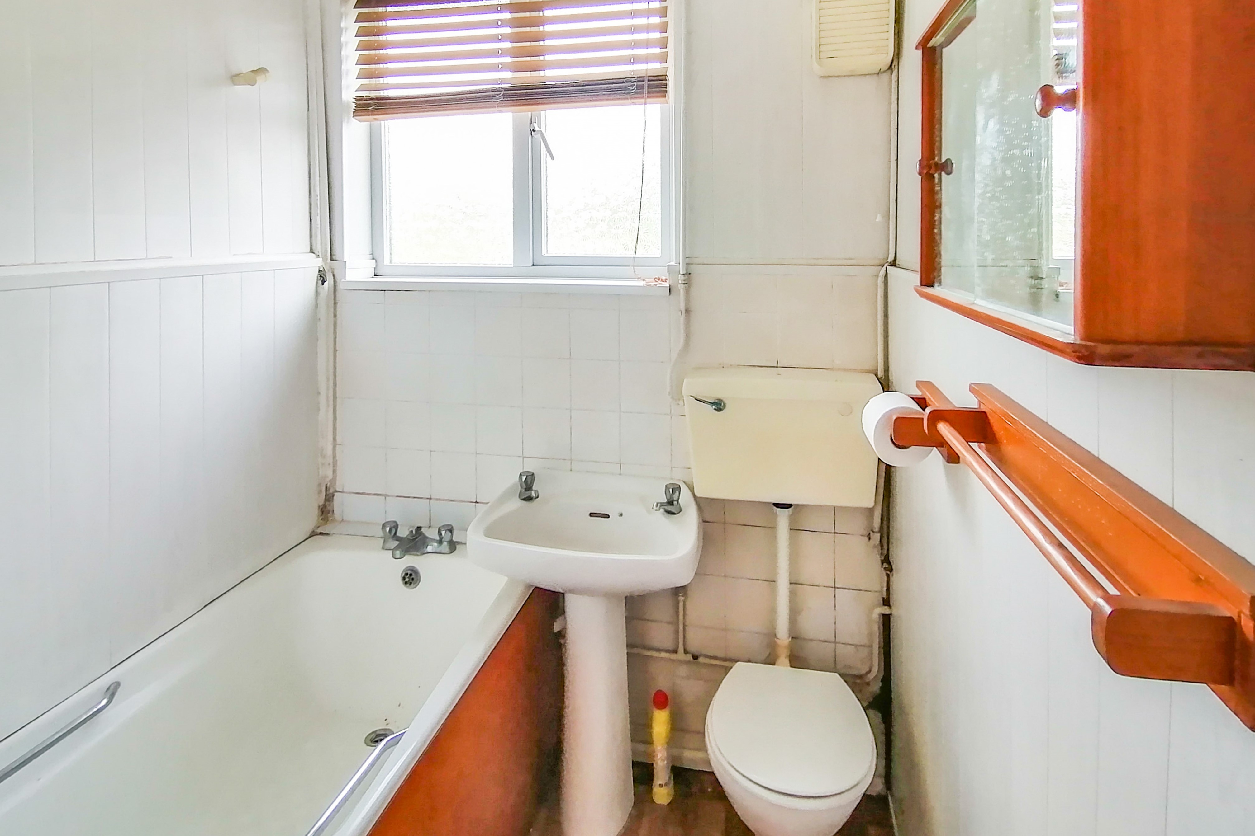 359 Harrow View, Harrow, Middlesex, HA2 6QN