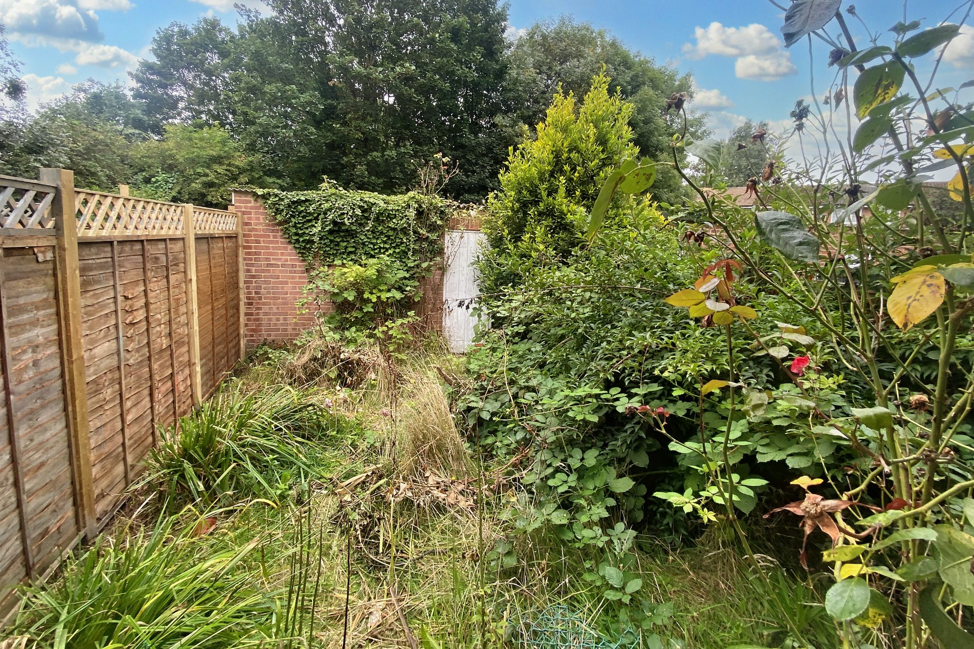 14 Kingfisher Drive, Staines, Middlesex, TW18 4RR