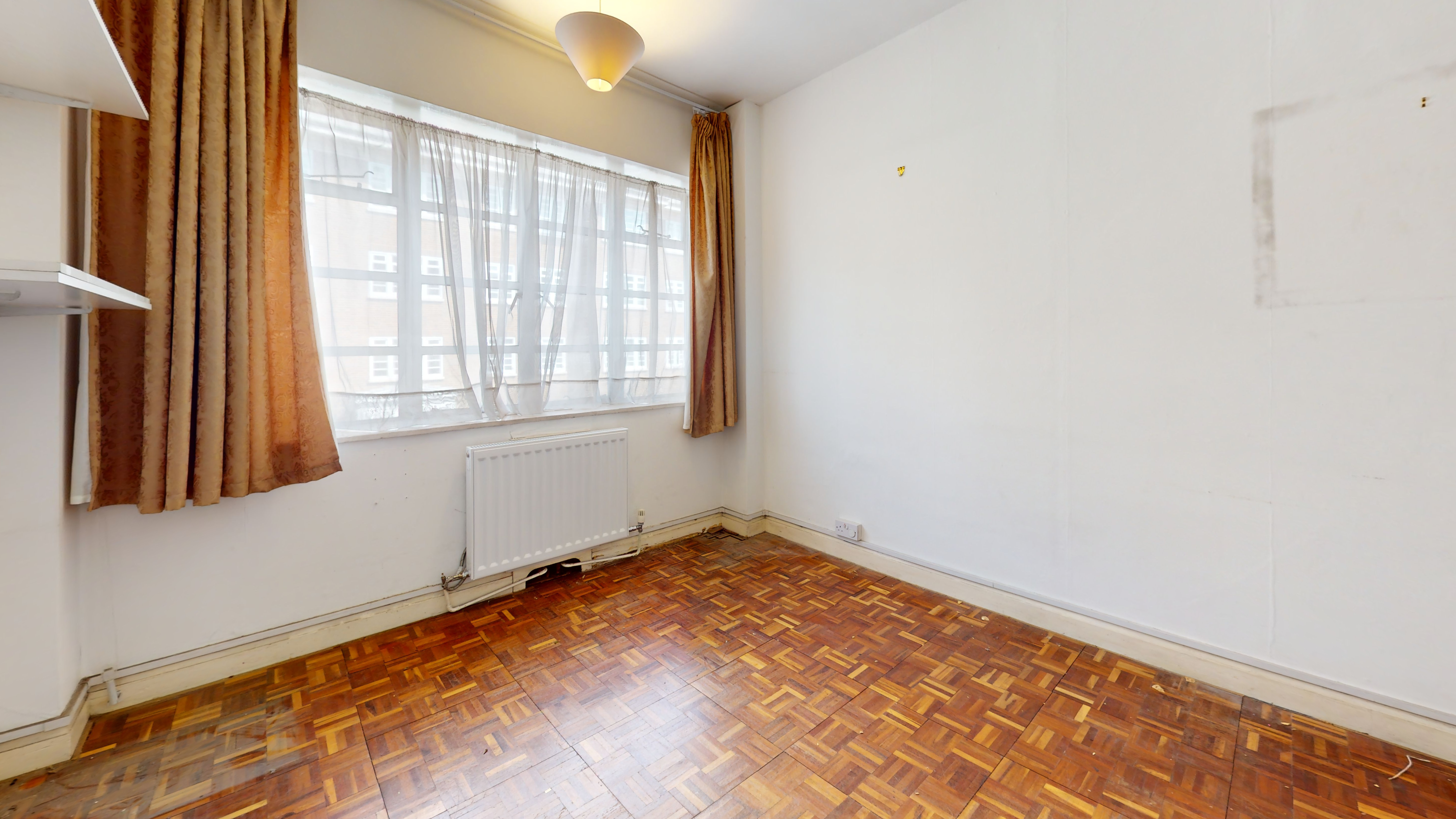 46 Winchester Court, Vicarage Gate, London, W8 4AE