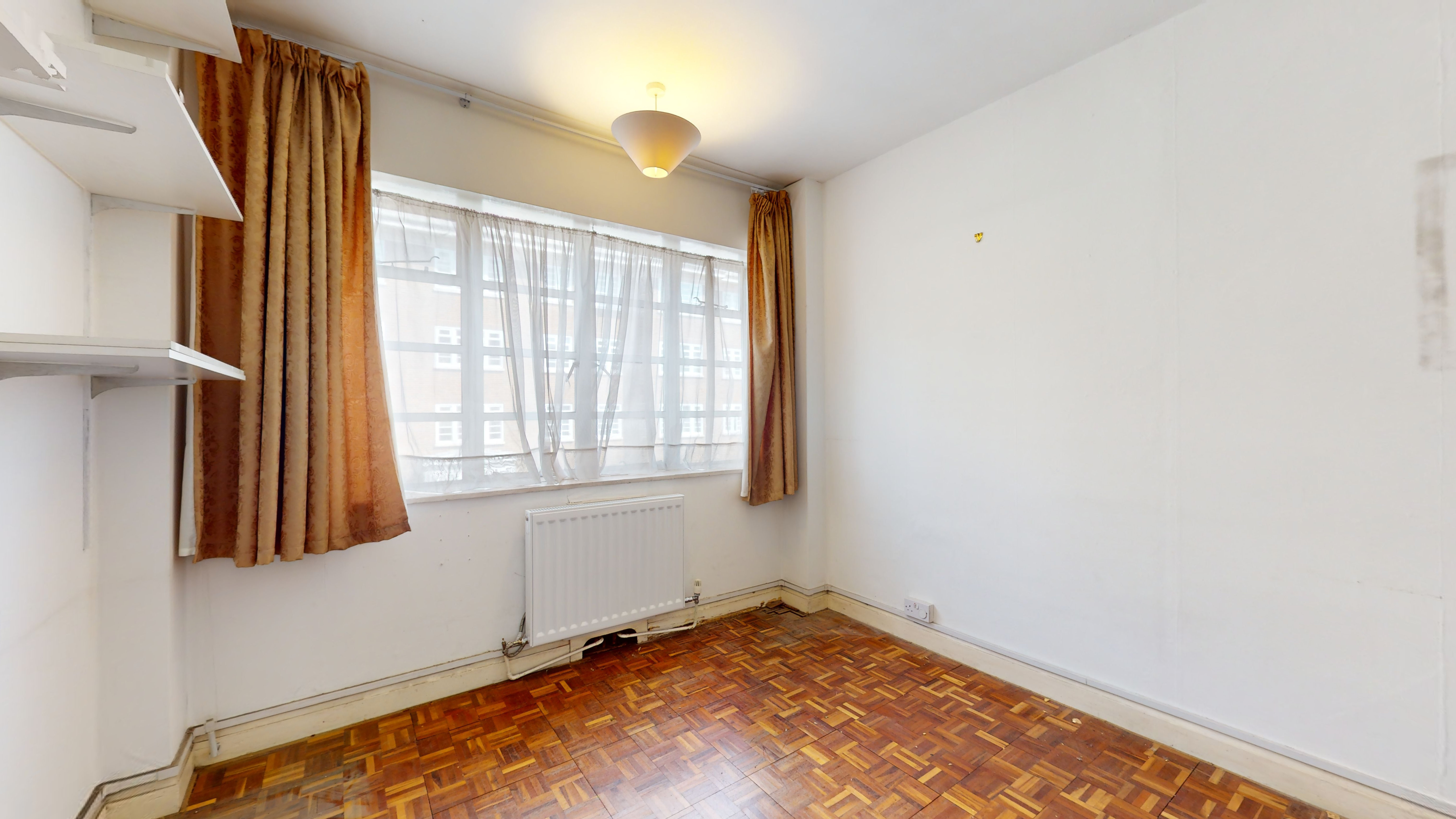 46 Winchester Court, Vicarage Gate, London, W8 4AE