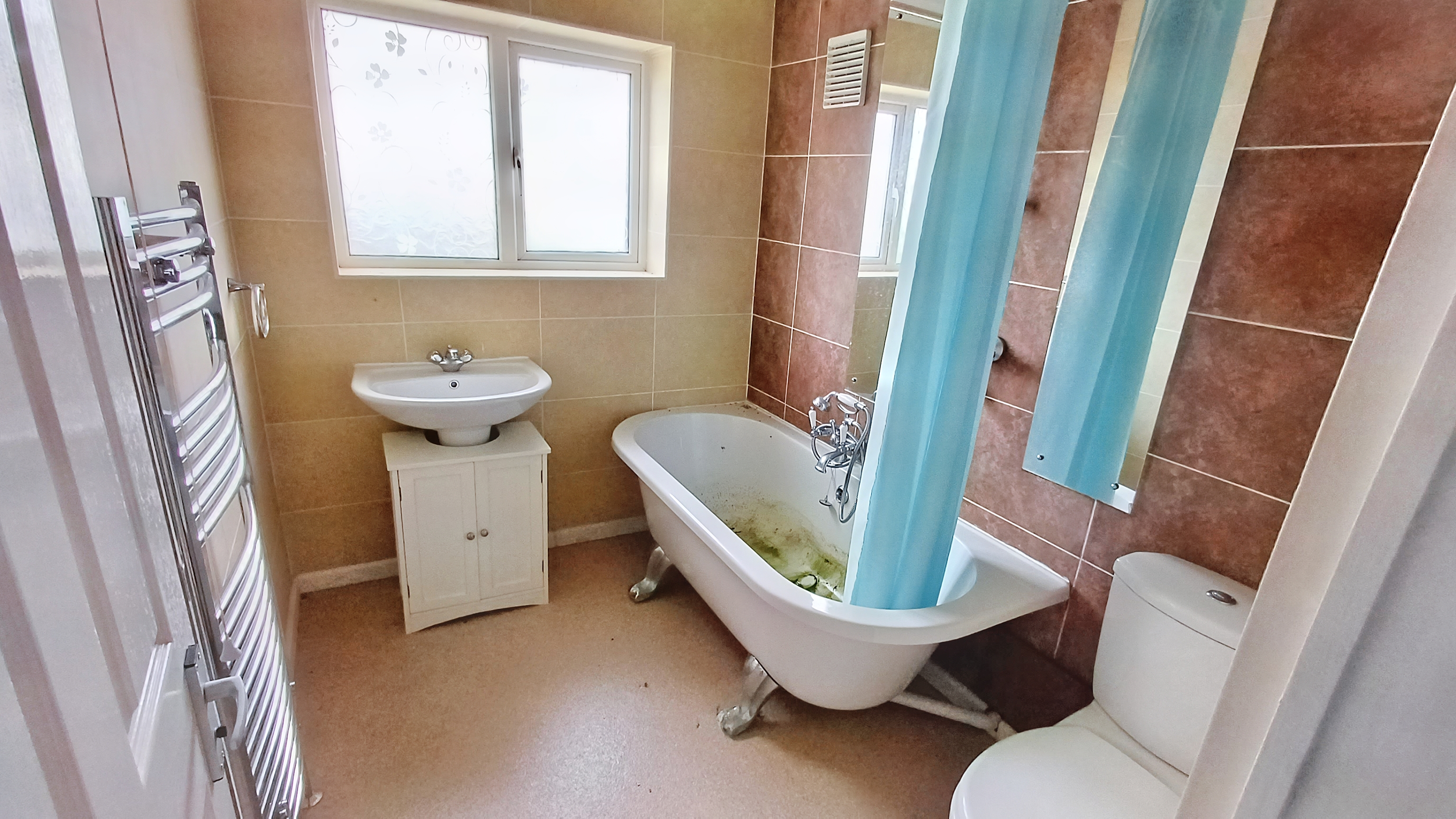 220 Chesterfield Road, Grassmoor, Chesterfield, Derbyshire, S42 5EZ