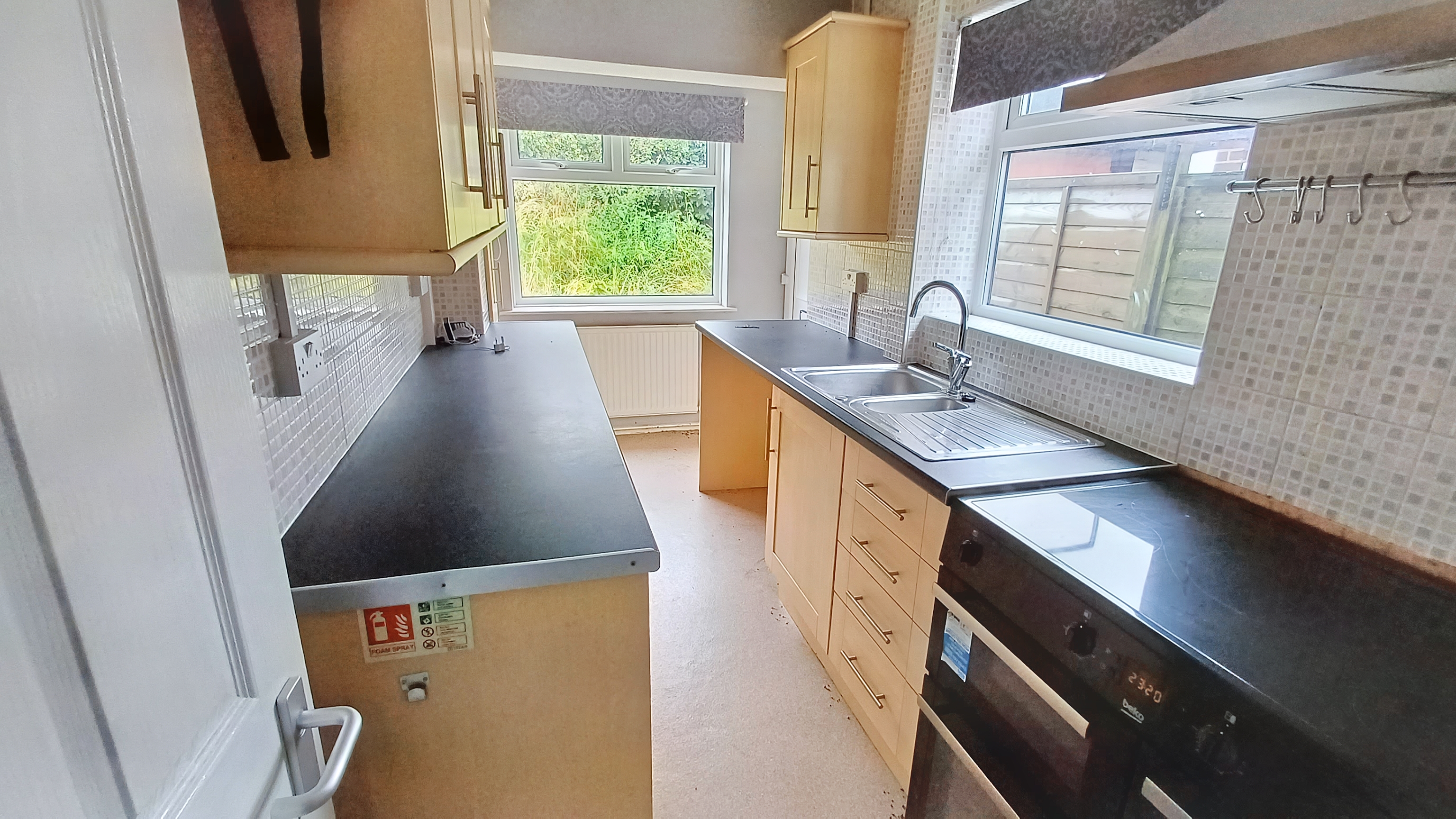 220 Chesterfield Road, Grassmoor, Chesterfield, Derbyshire, S42 5EZ