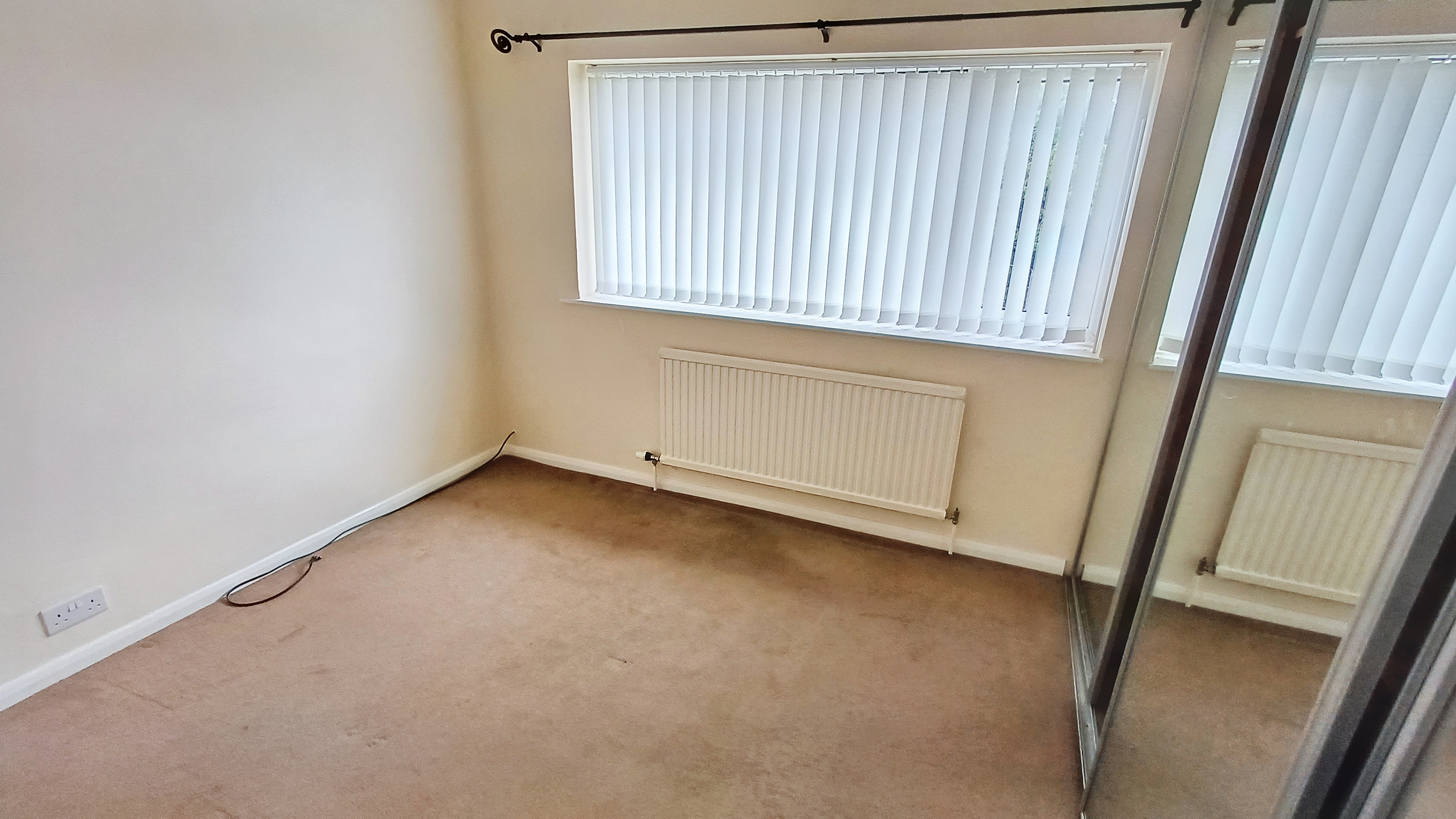 220 Chesterfield Road, Grassmoor, Chesterfield, Derbyshire, S42 5EZ