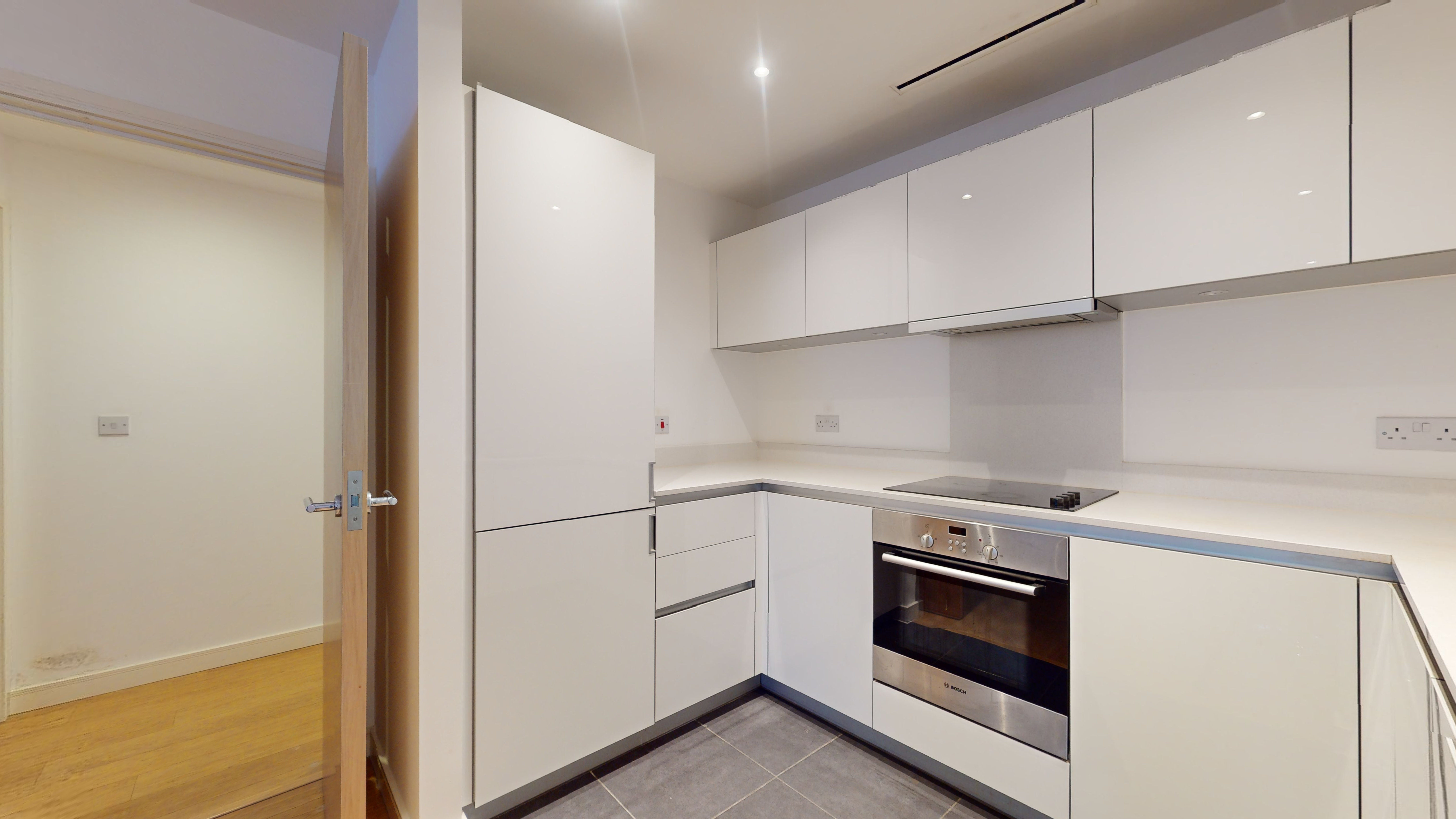 Flat 44 Keats Apartments, 6 Saffron Central Square, Croydon, CR0 2FT