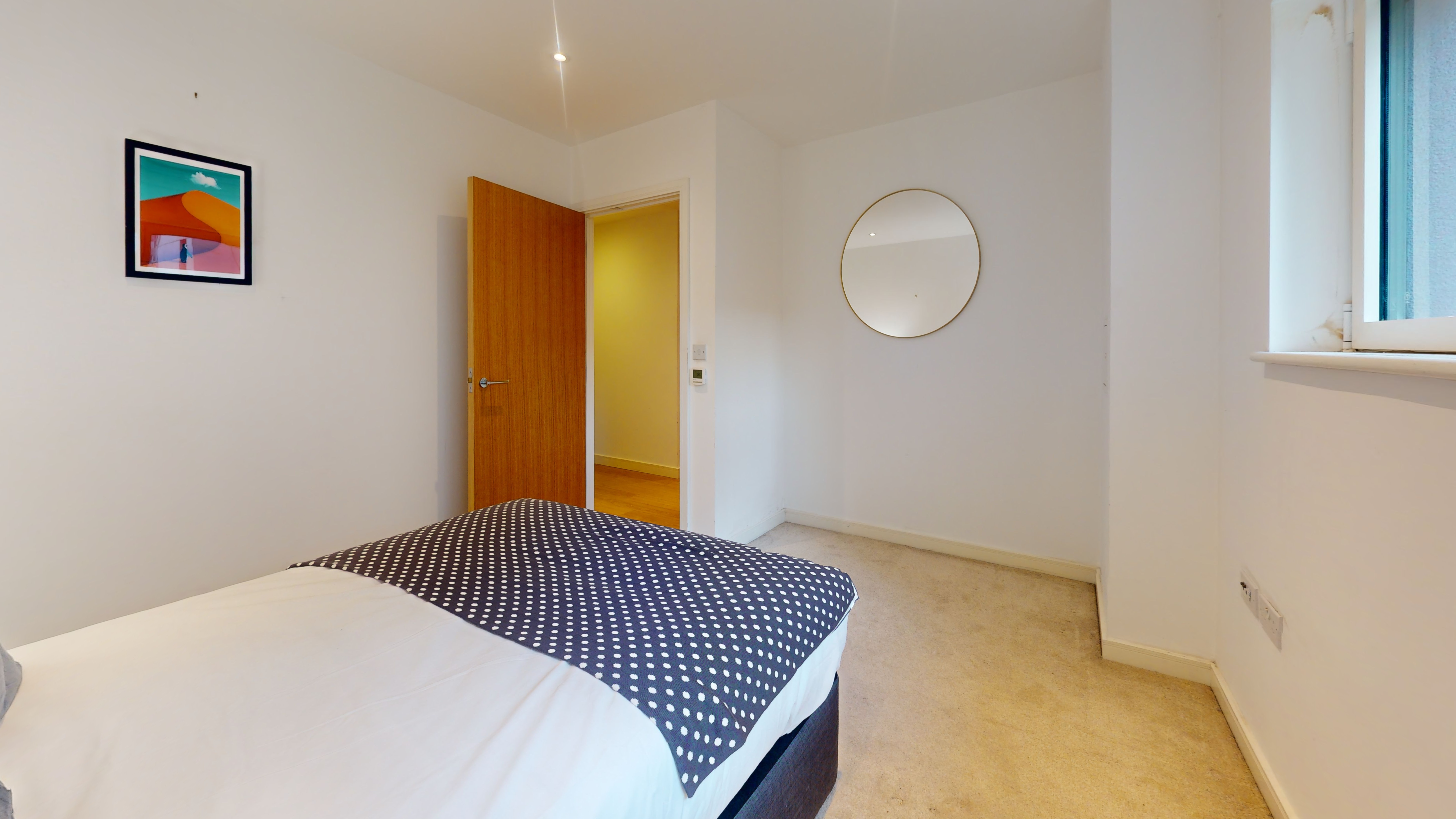 Flat 44 Keats Apartments, 6 Saffron Central Square, Croydon, CR0 2FT