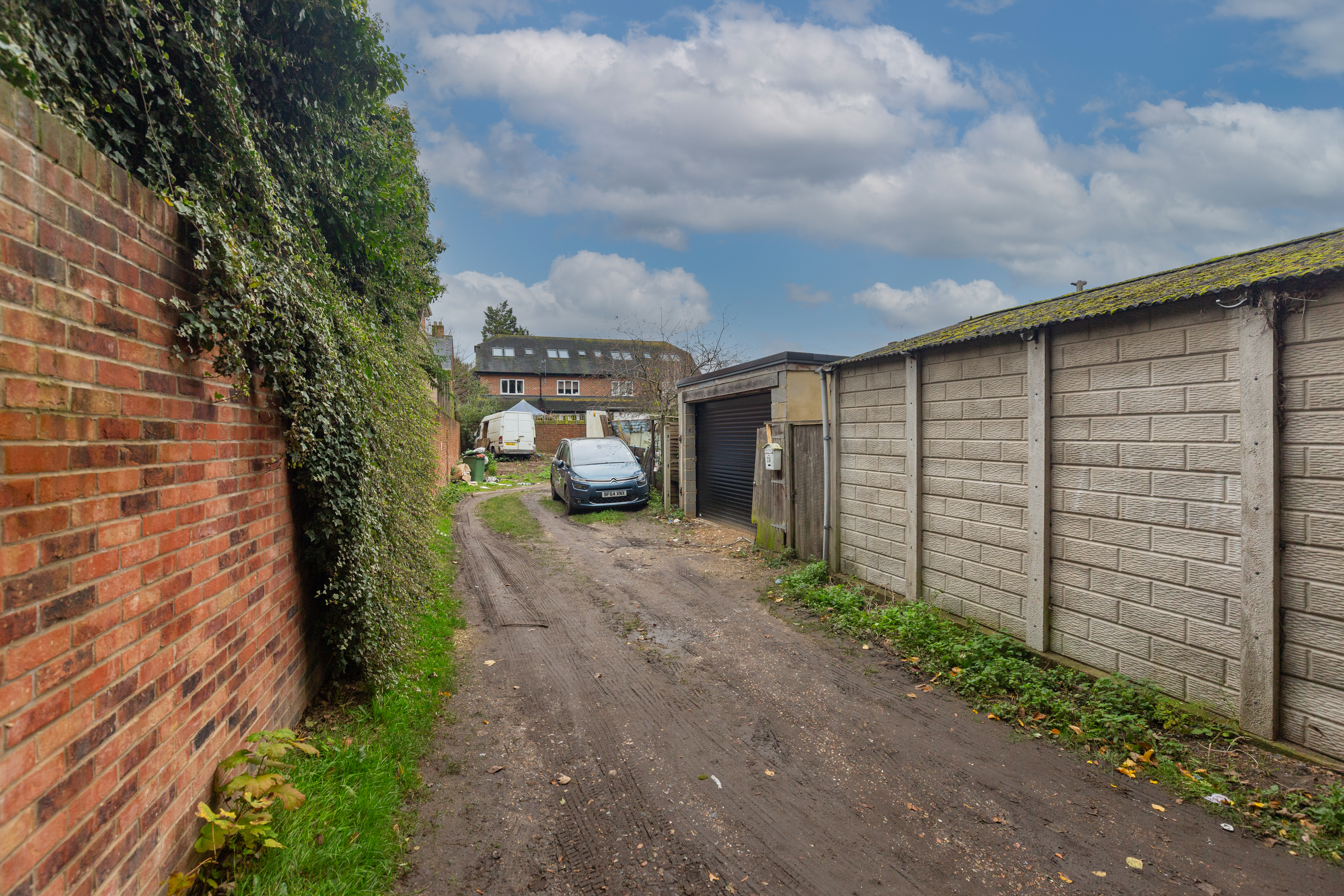 5 Crays Parade, Sidcup, Orpington, BR5 3HG
