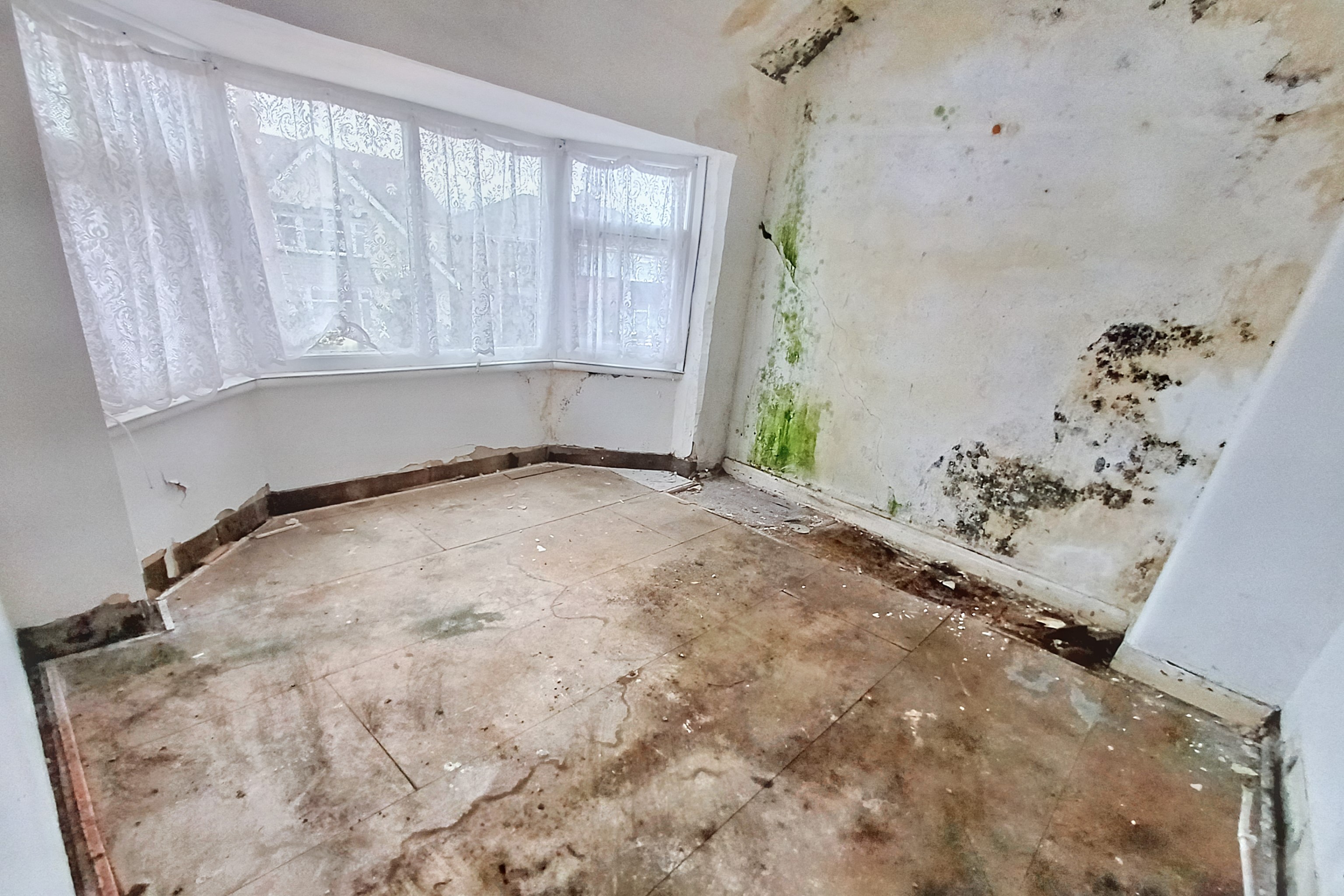 20 Holyrood Road, Manchester, Greater Manchester, M25 1PD