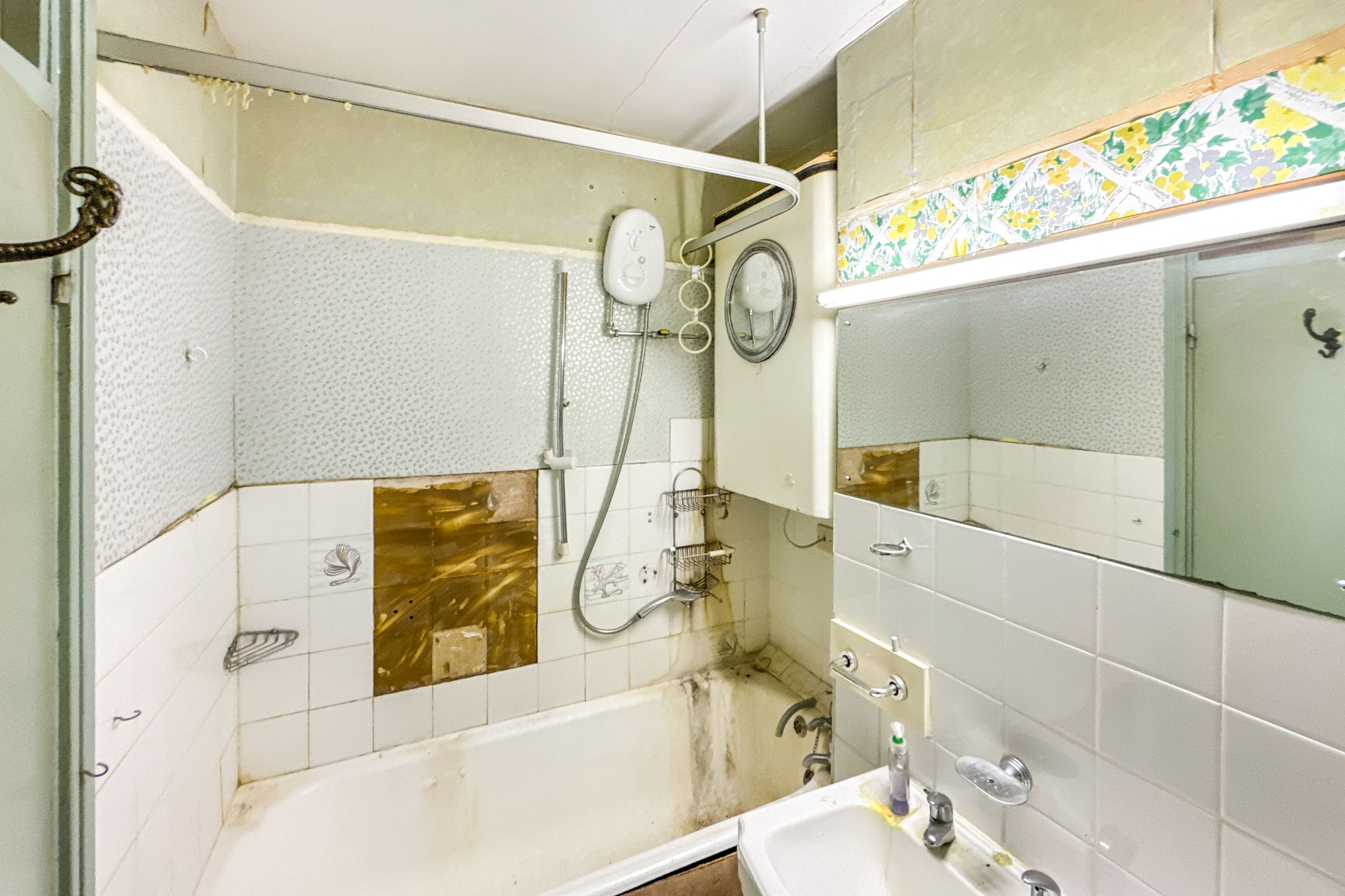Flat 44 Romney Court, Haverstock Hill, Belsize Park, London, NW3 4RX