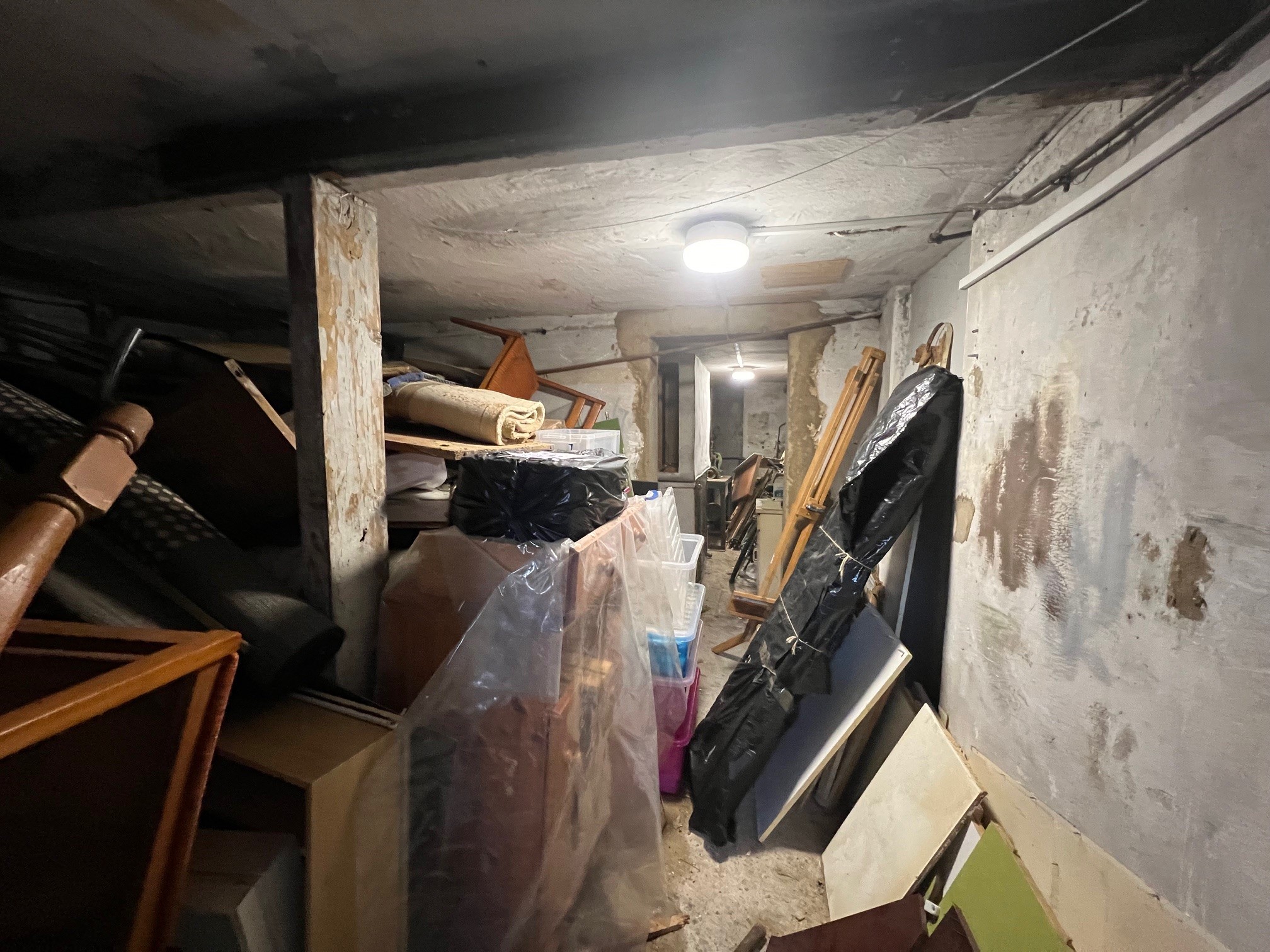 Basement 102 Breakspears Road, London SE4 1UD