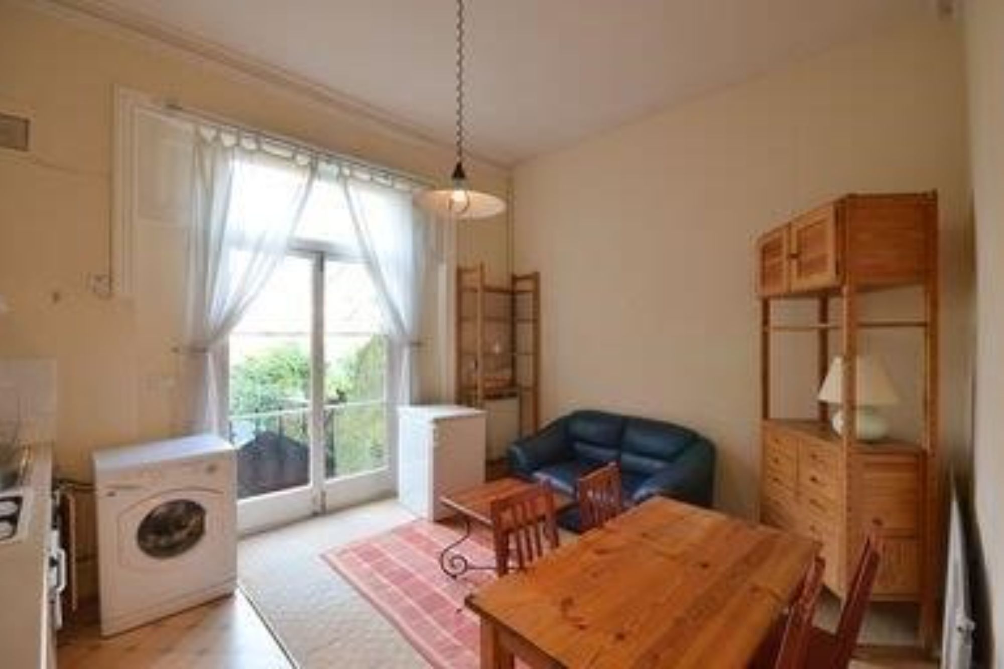 Flat B, 102 Breakspears Road, London SE4 1UD