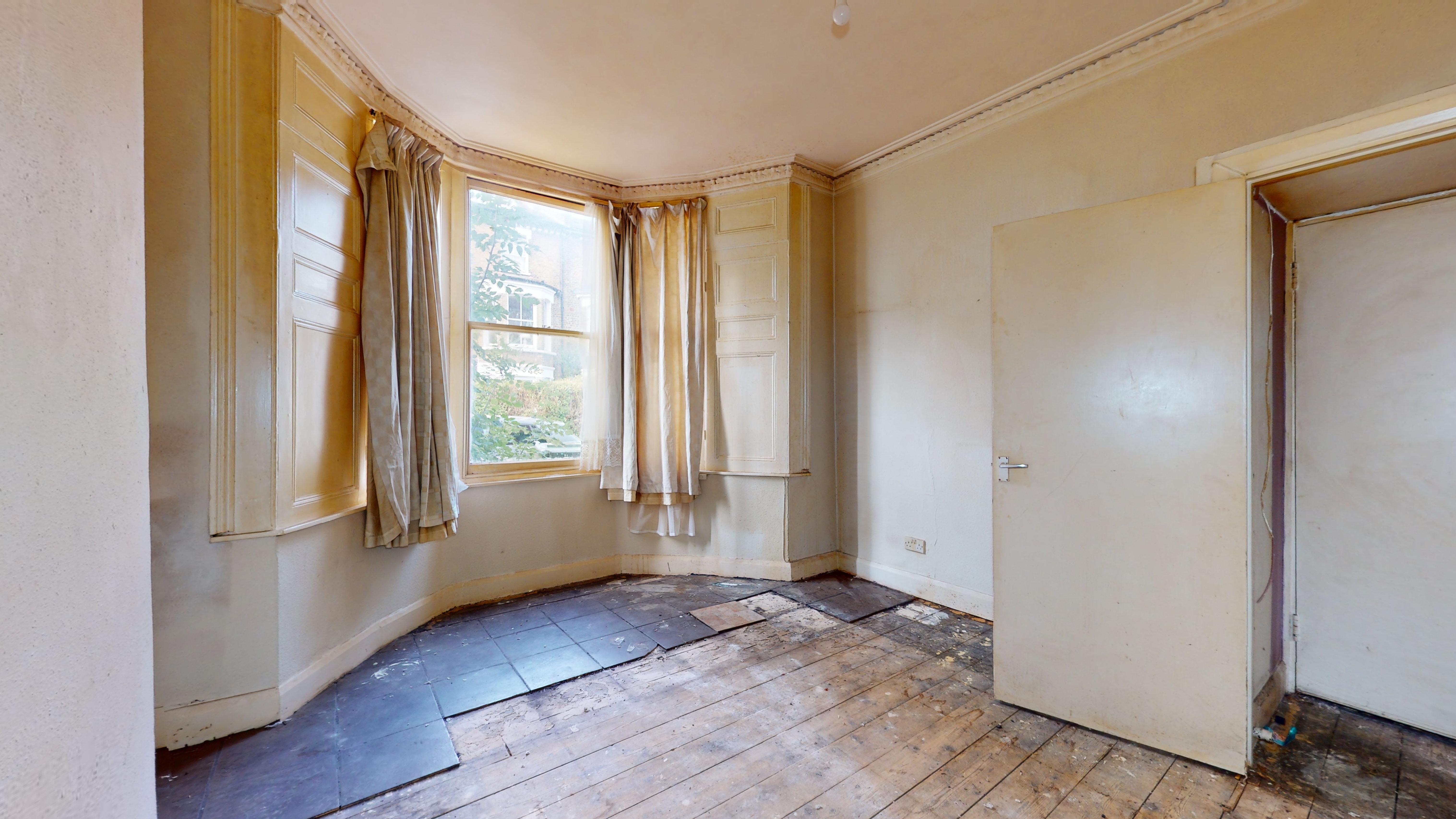 Flat B 26 Stansfield Road, London, Brixton, London, SW9 9RZ