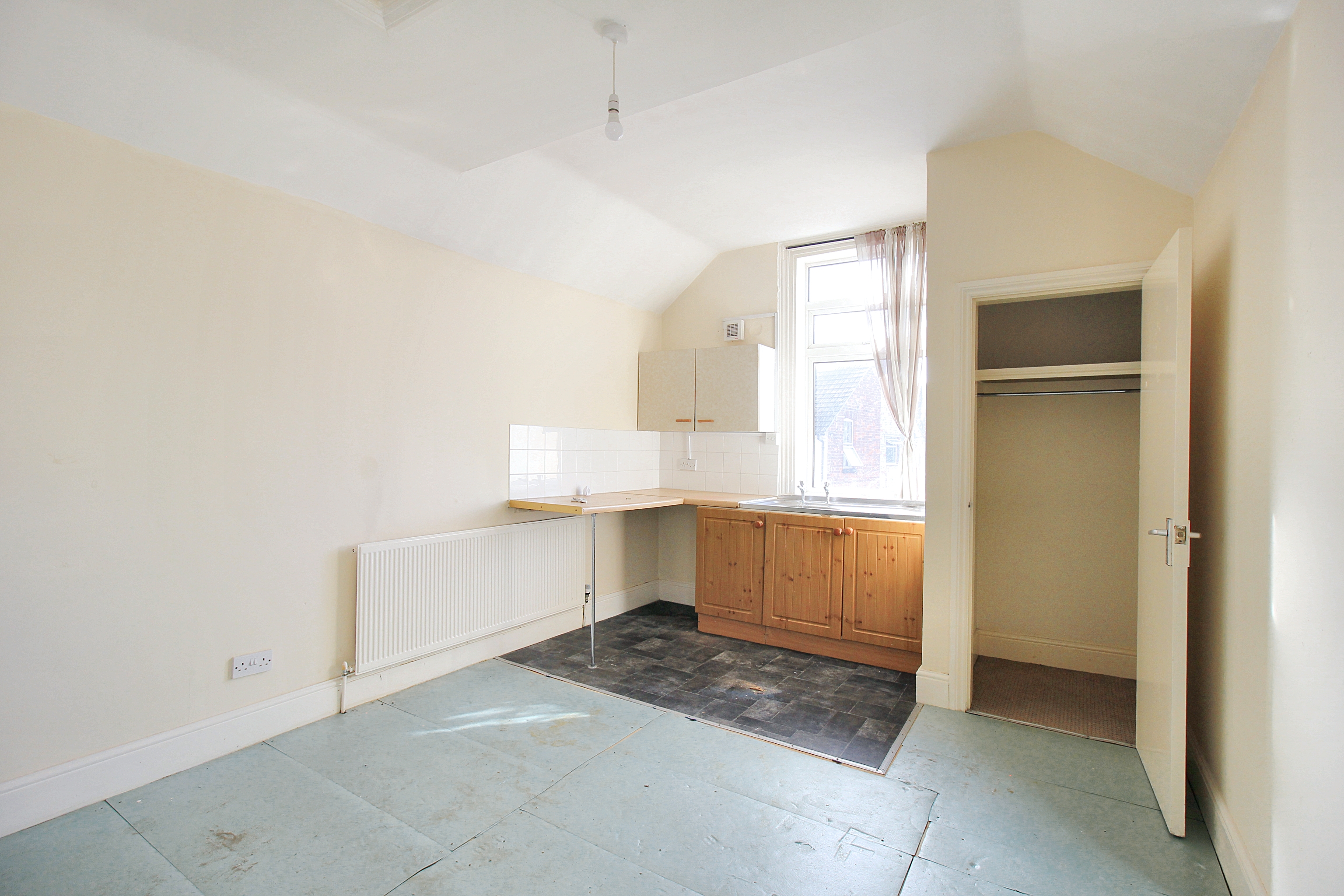 45 Grosvenor Road, Skegness, Lincolnshire, PE25 2DD