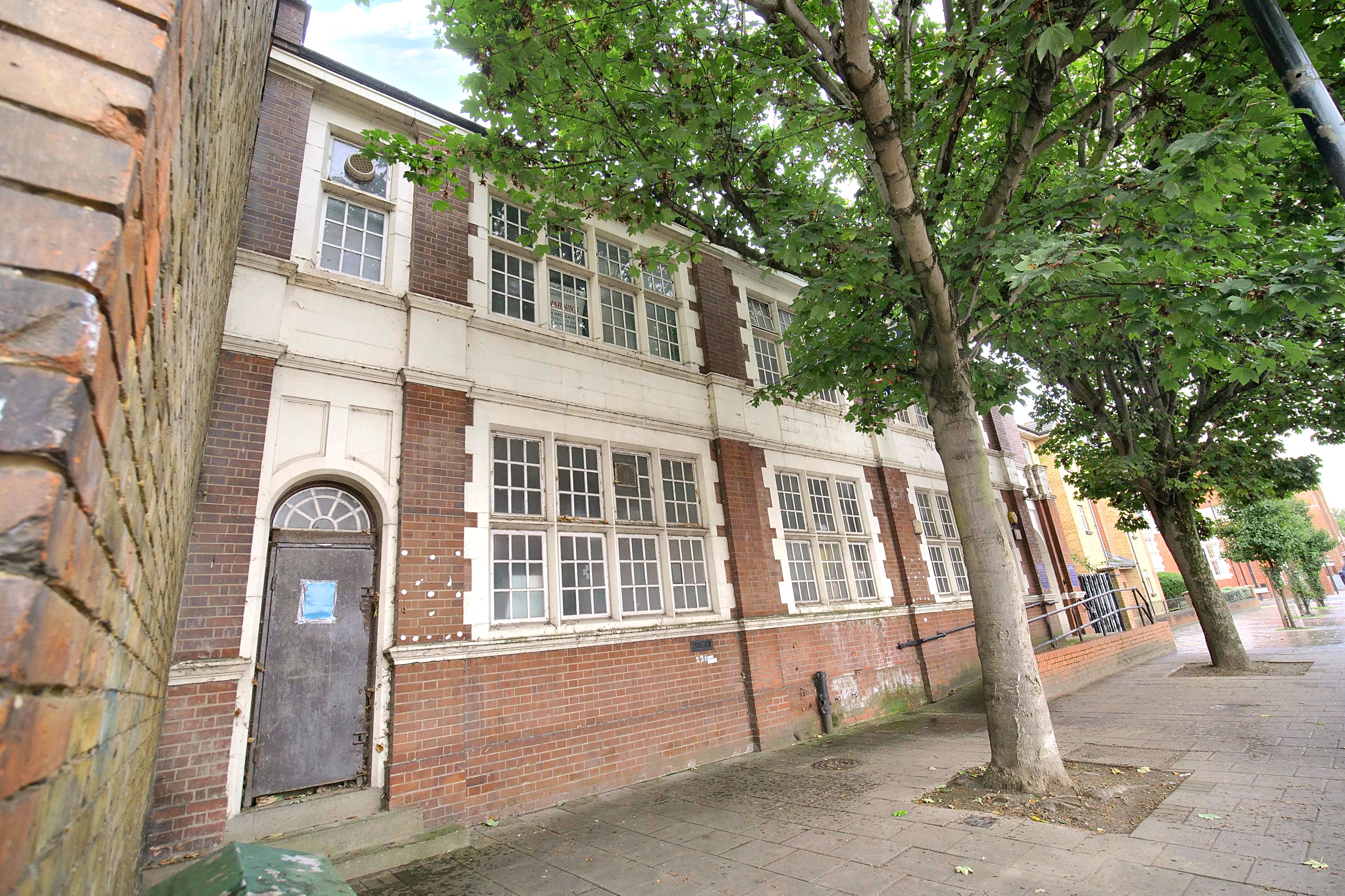 236 Plumstead High Street, London SE18 1JL