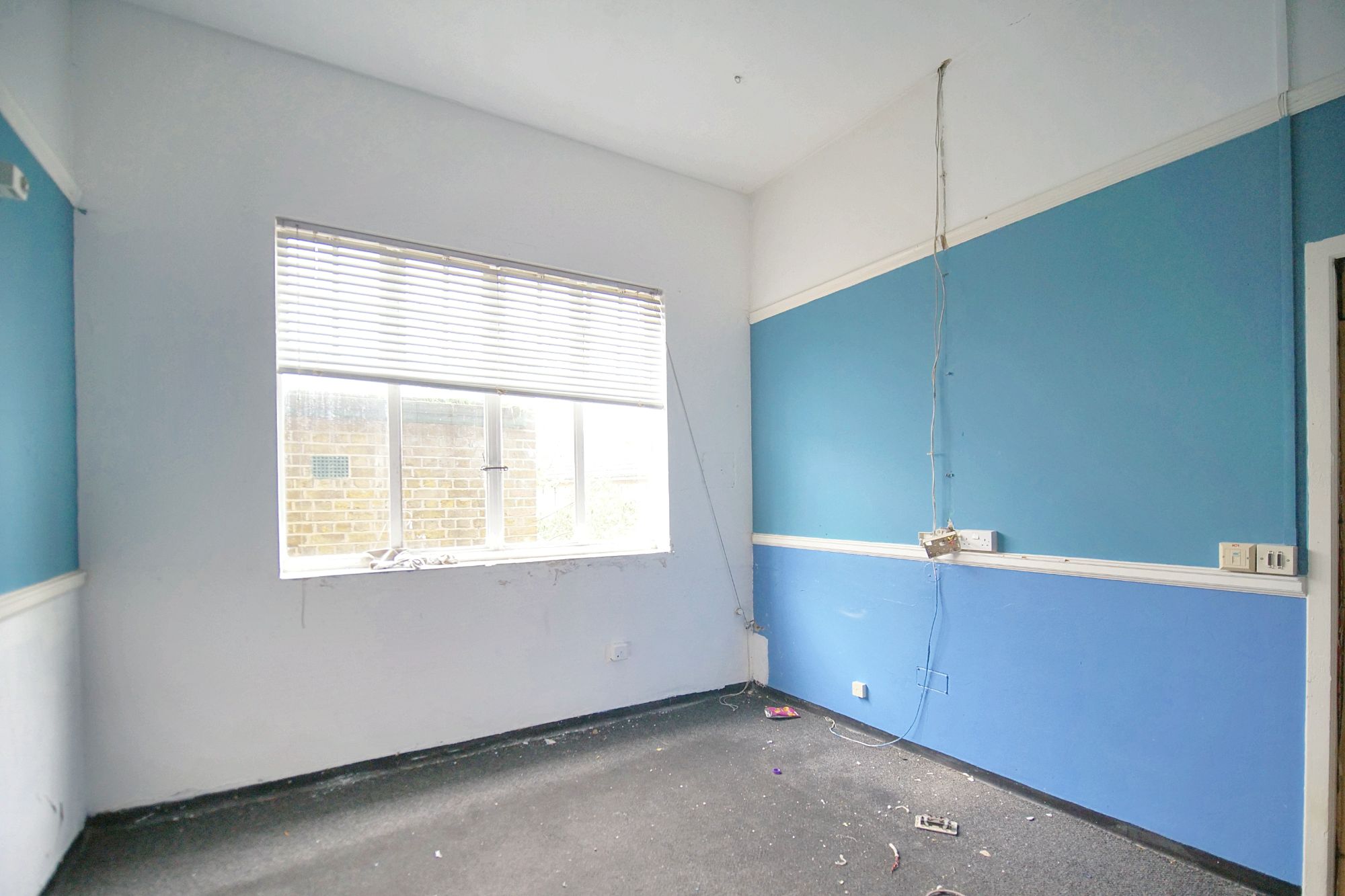 236 Plumstead High Street, London SE18 1JL