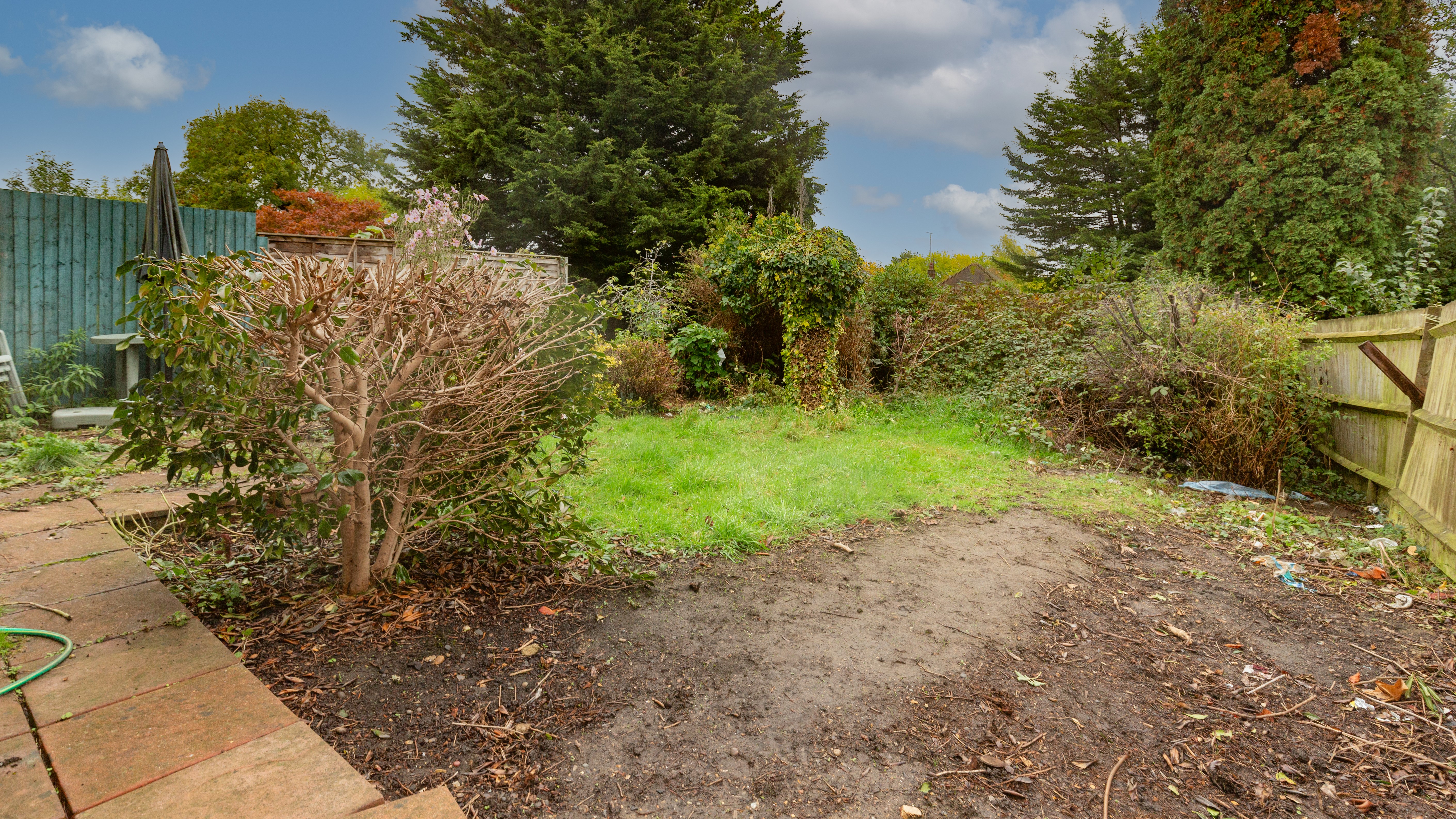 6 Lullingstone Crescent, Orpington, Kent, BR5 3EB