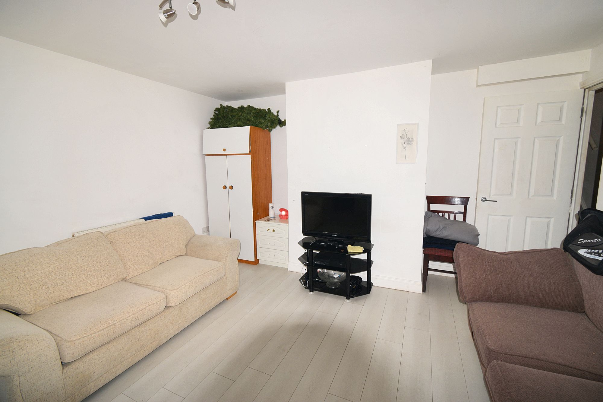 Flat A, 19 Paget Road, Great Yarmouth, Norfolk, NR30 2DN