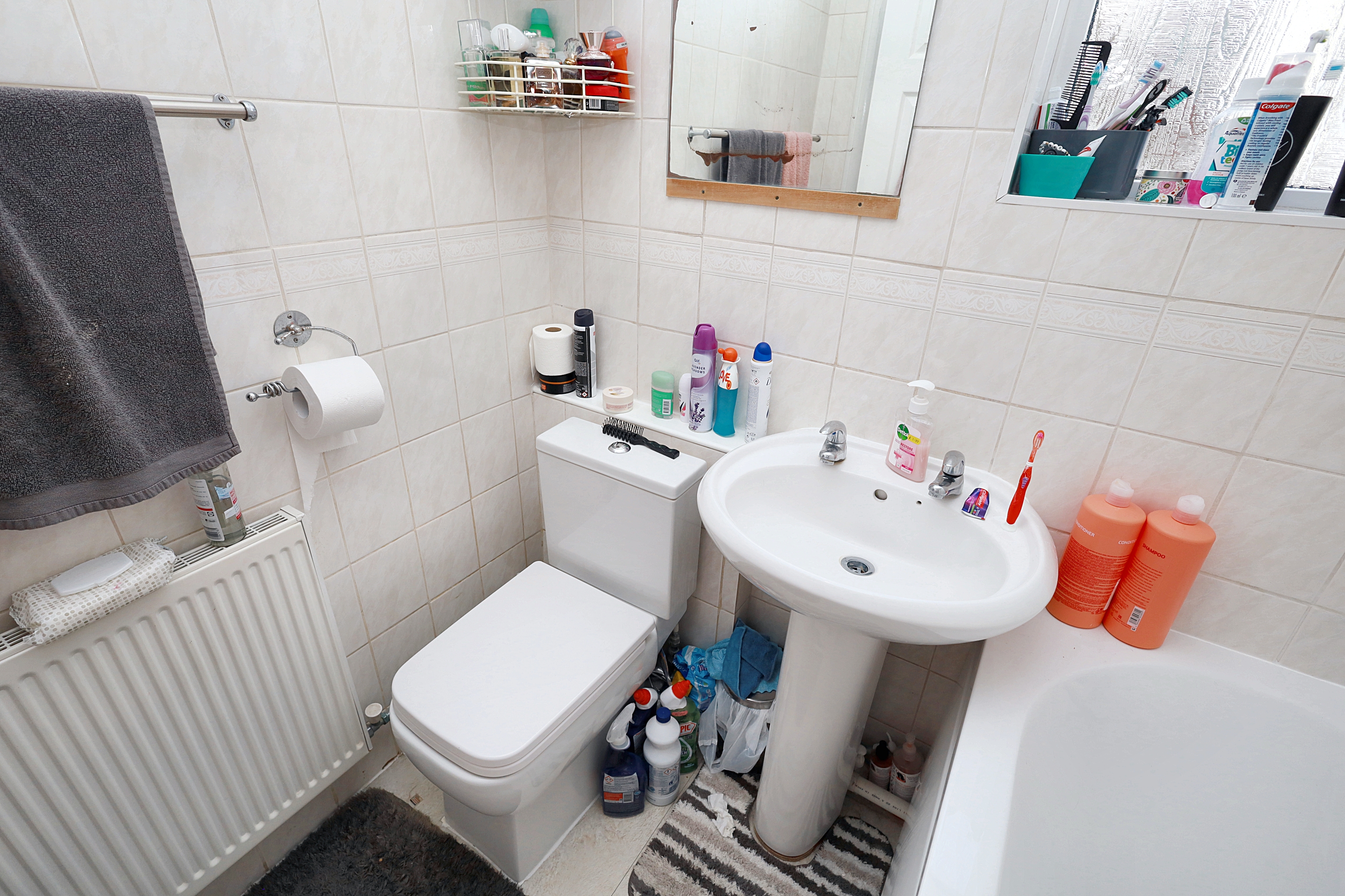 10 Nestles Avenue, Hayes, Middlesex UB3 4QA
