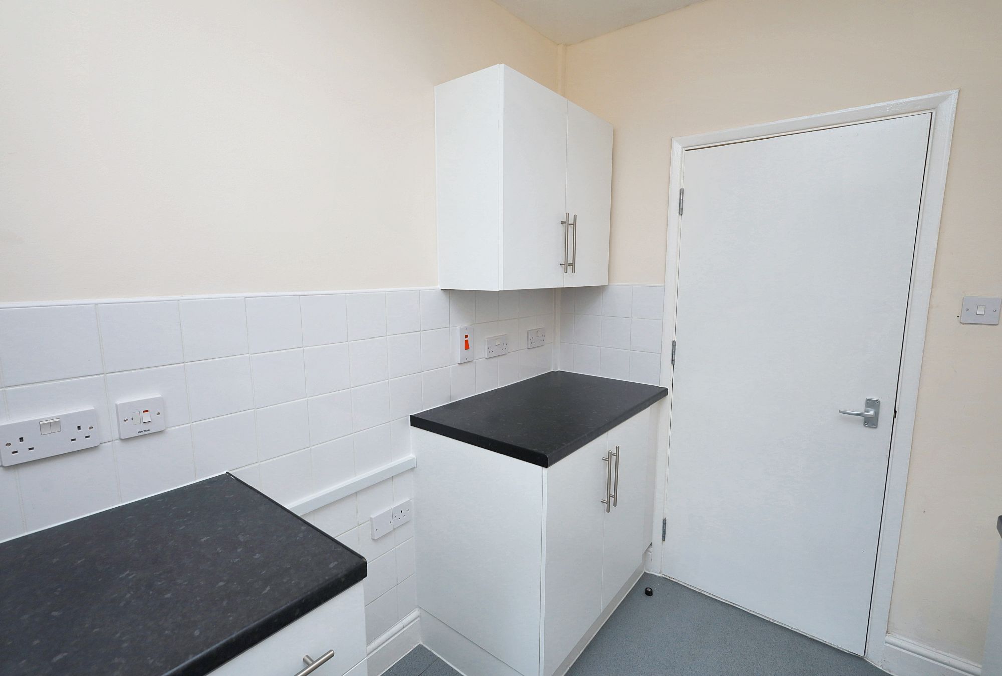 Flat B, 93 Harvist Road, London, NW6 6HA