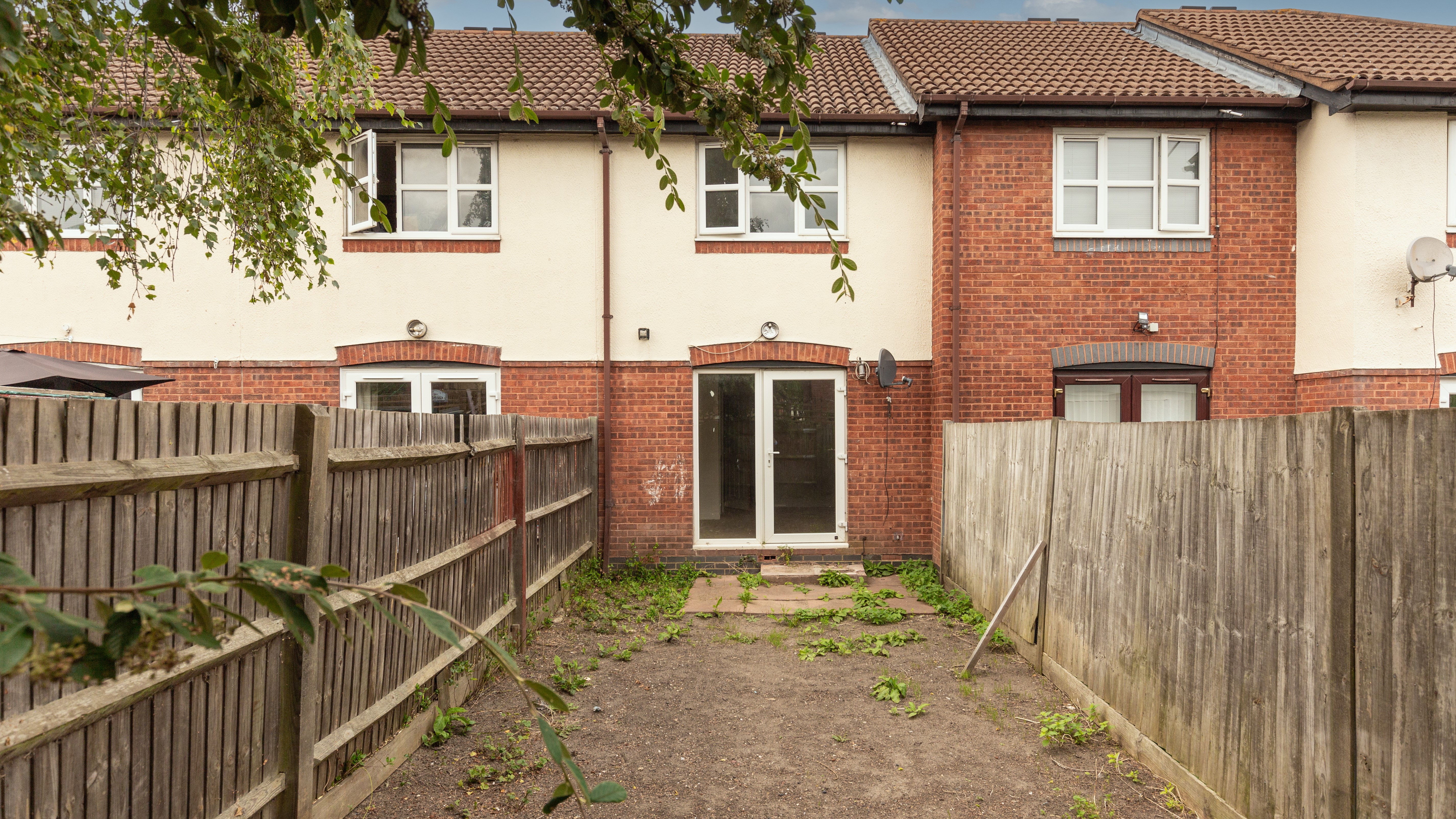 118 Mount Road, Mitcham, Surrey, CR4 3RA
