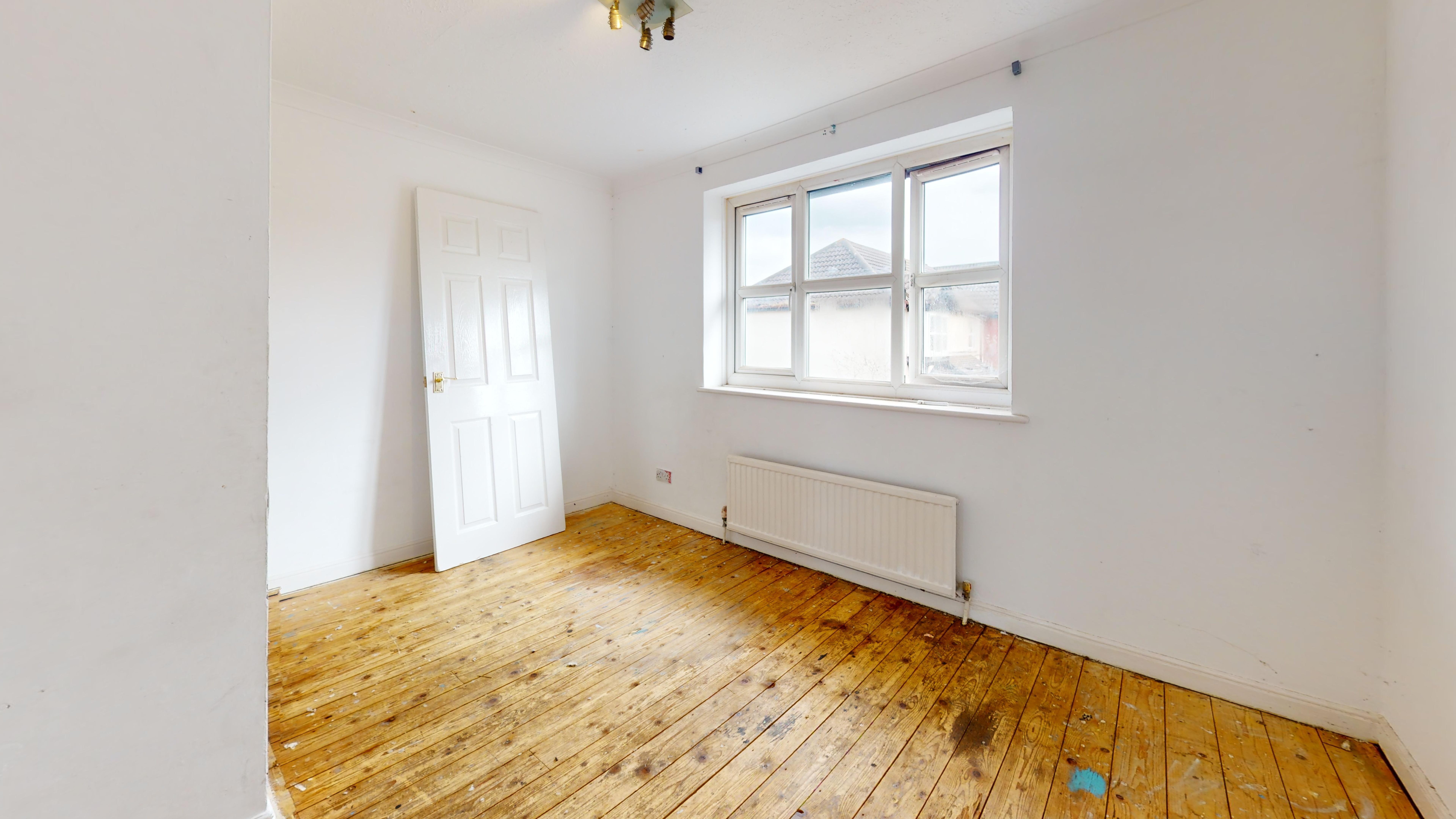 118 Mount Road, Mitcham, Surrey, CR4 3RA