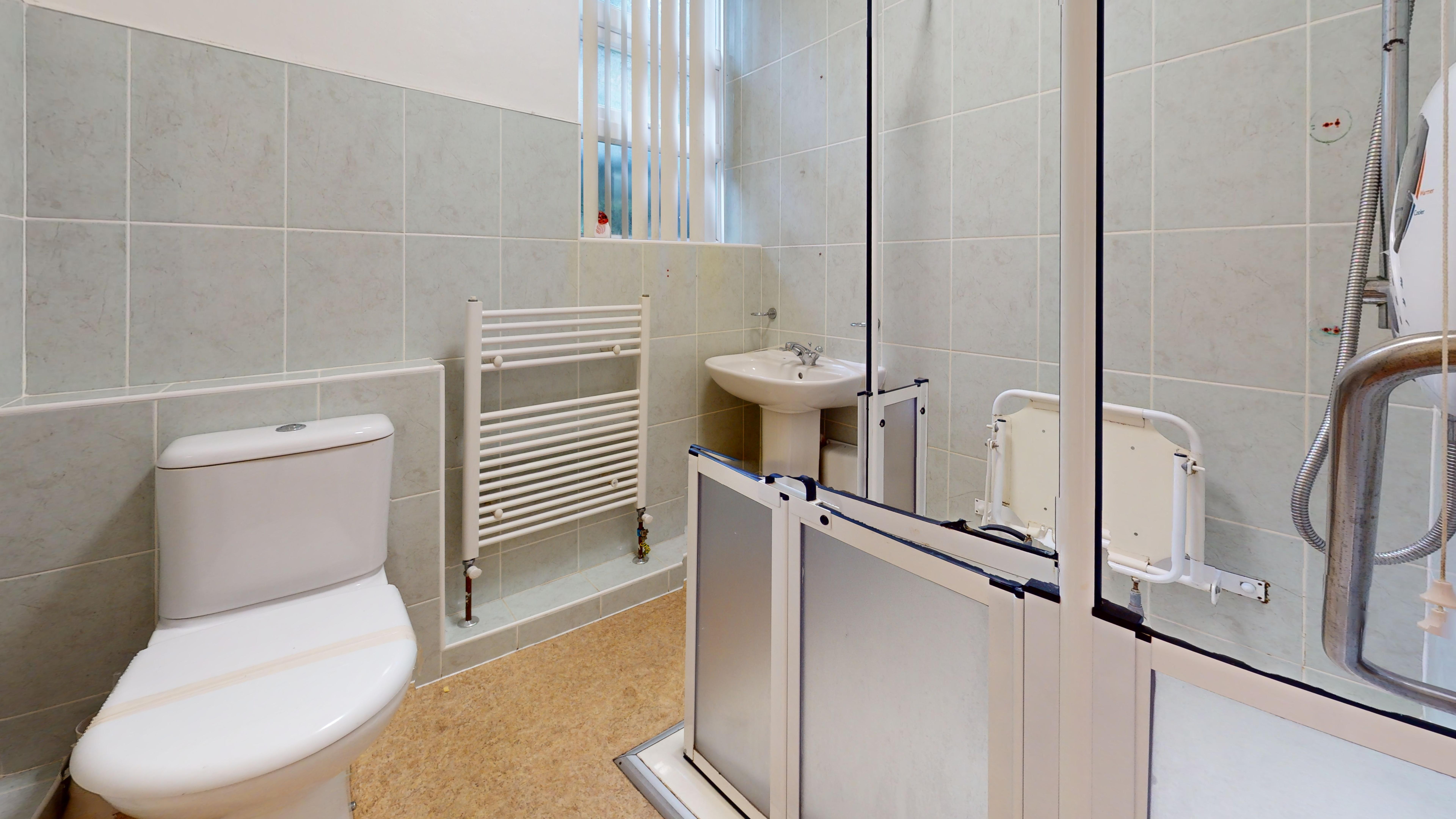 12 Hamilton Court, Hamilton Road, London, W5 2EJ