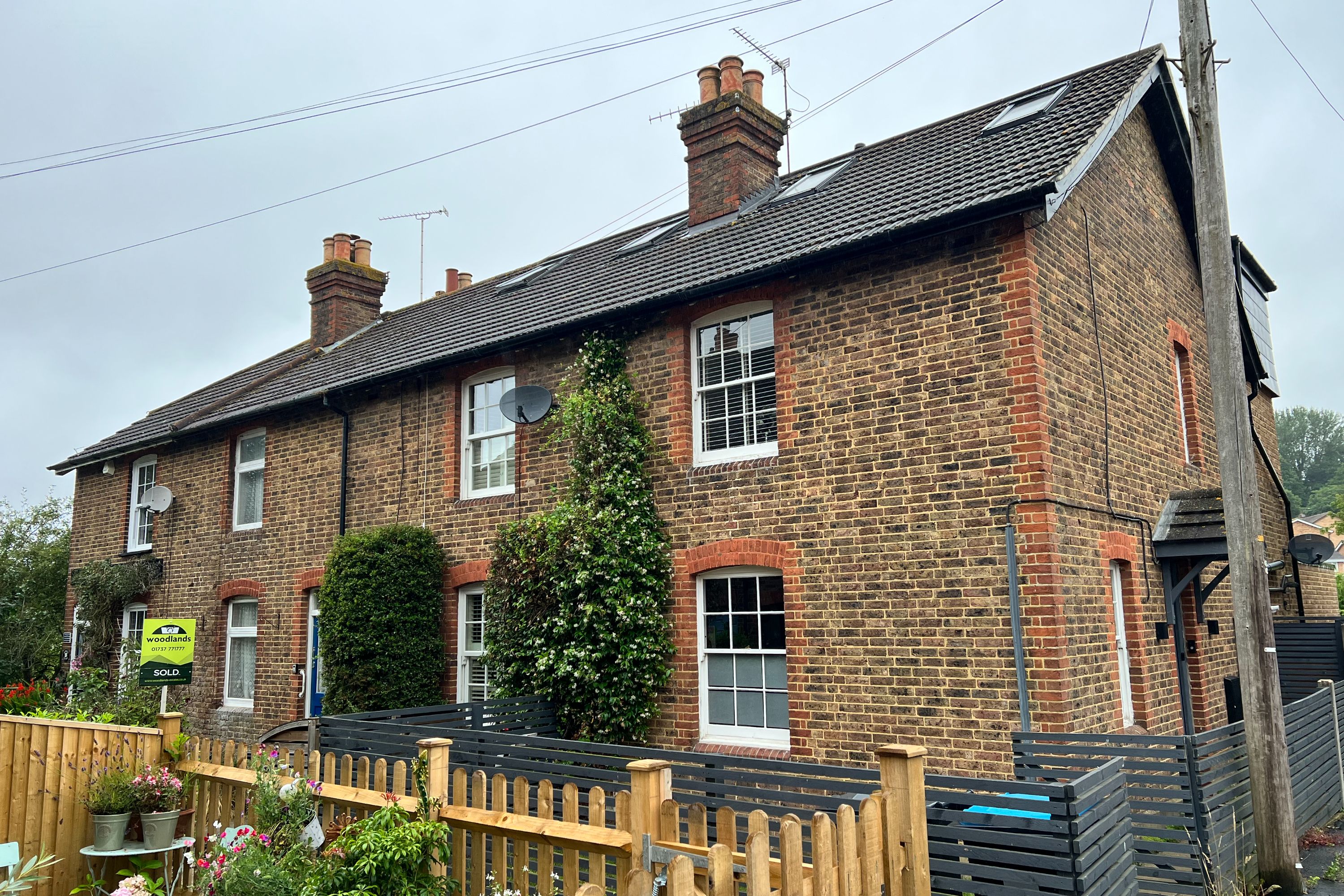 16 Trindles Road, South Nutfield, Surrey, RH1 4JN