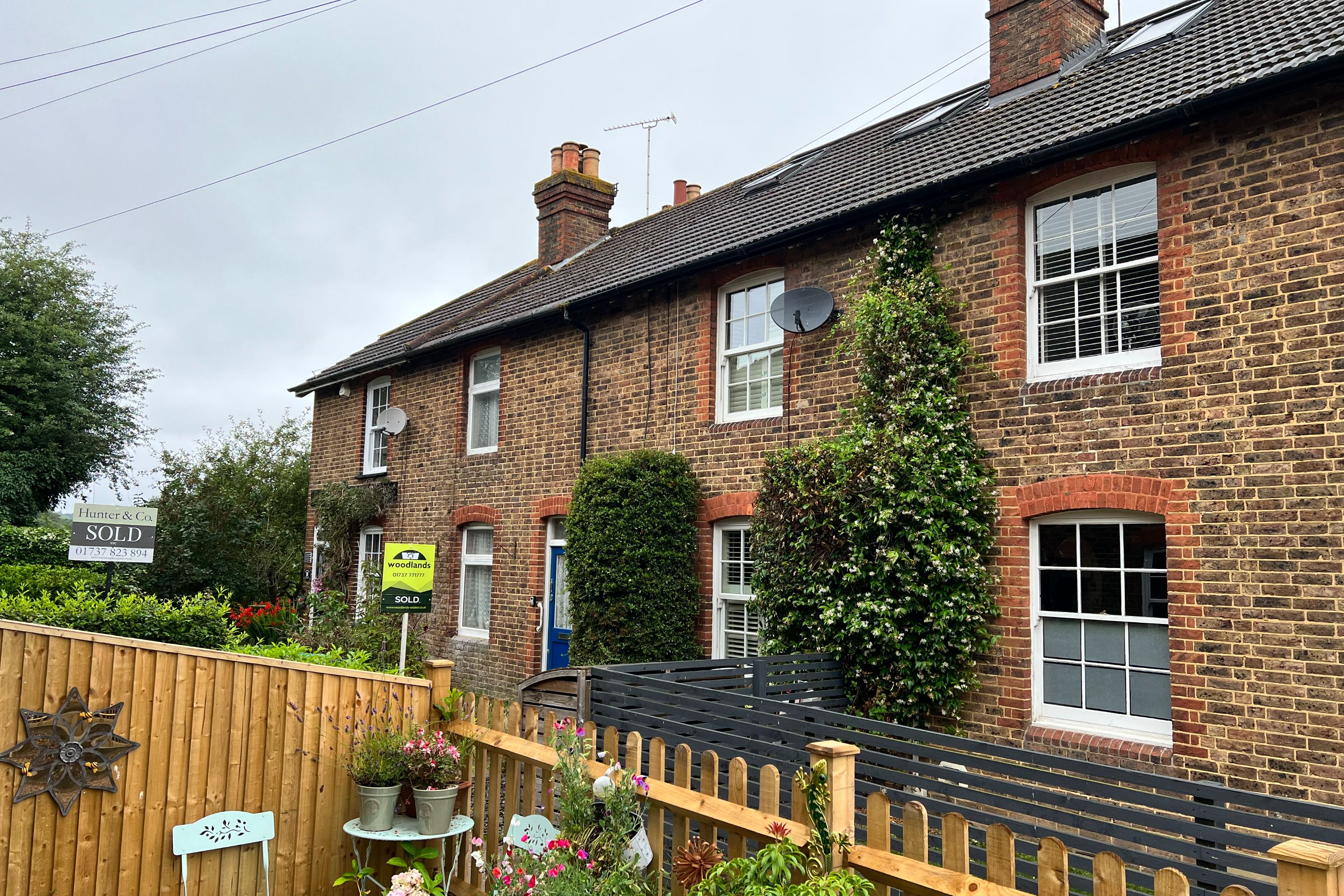 16 Trindles Road, South Nutfield, Surrey, RH1 4JN