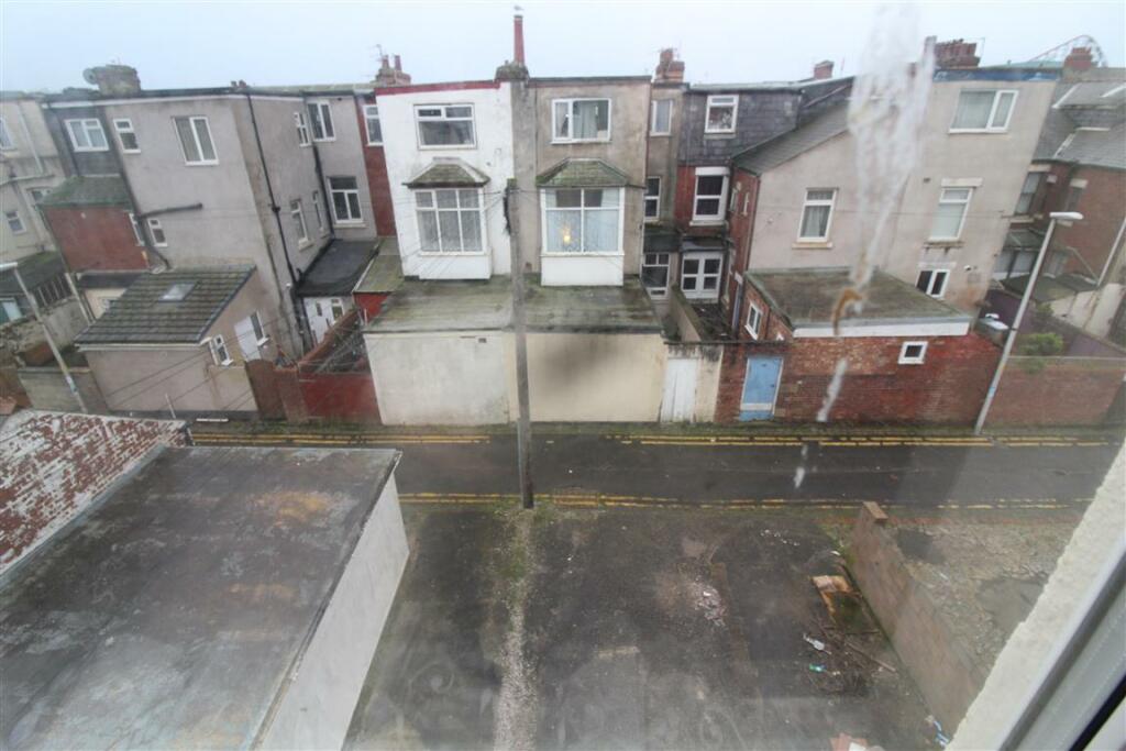 49 Withnell Road, Blackpool FY4 1HE