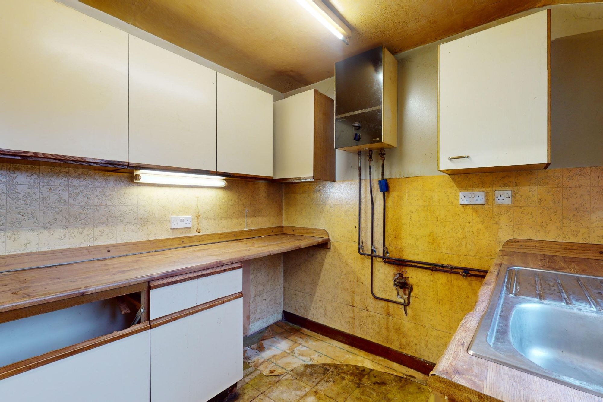 18 Bloswood Lane, Whitchurch, Hants, RG28 7BJ