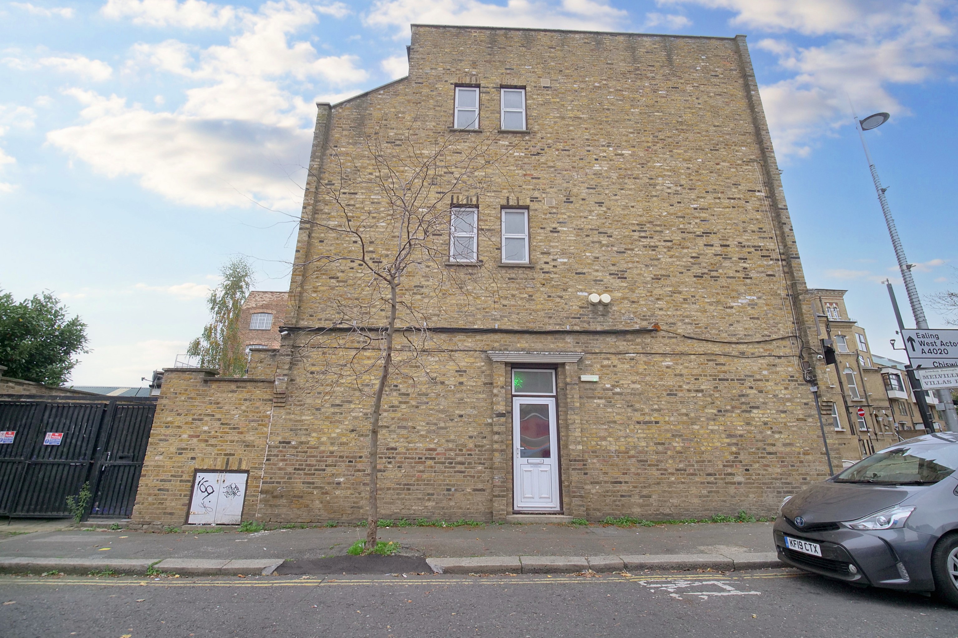 23b High Street, Acton, London W3 6ND
