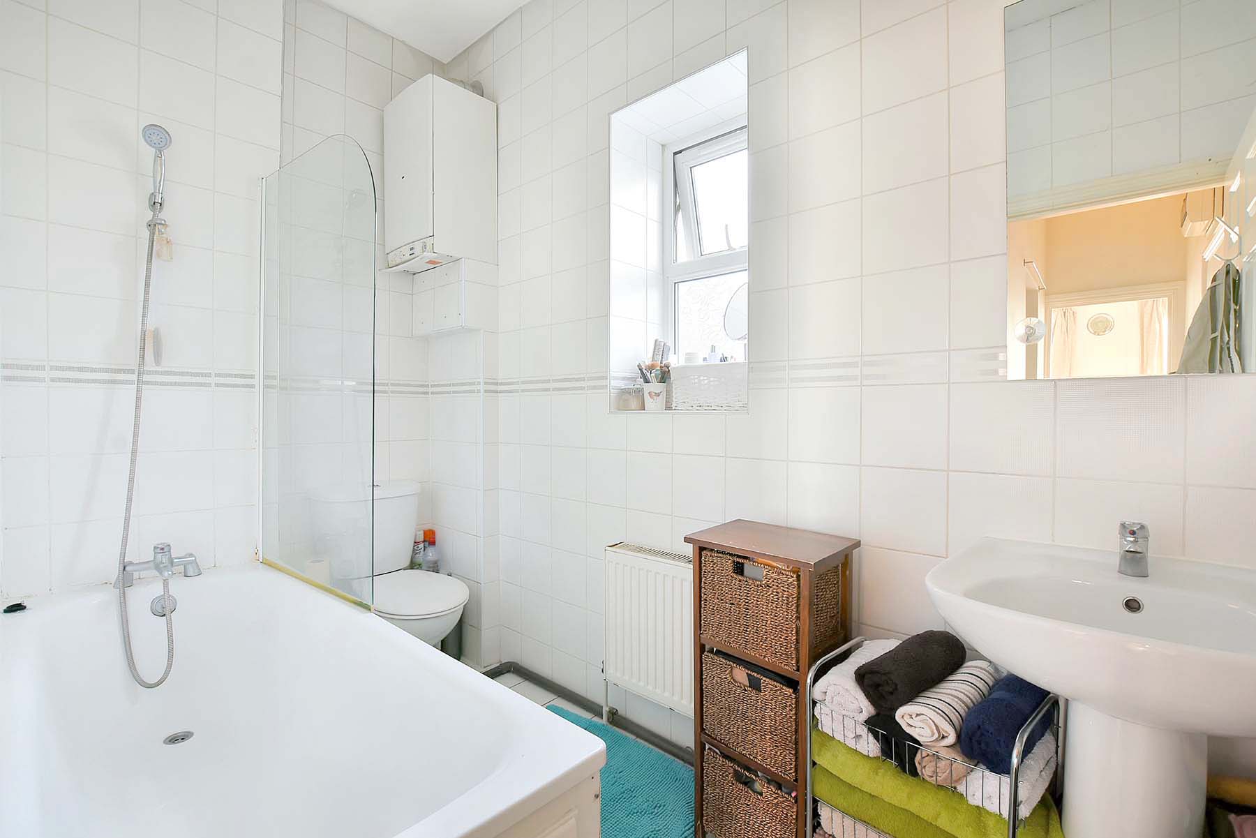 280 Kilburn High Road, London NW6 2BY