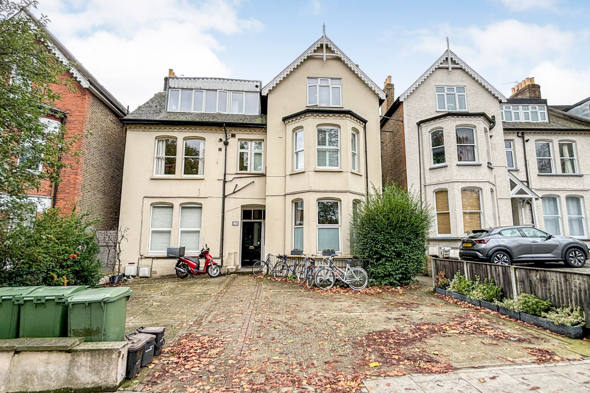 First Floor Room, 102 Christchurch Road, Tulse Hill, London, SW2 3DF