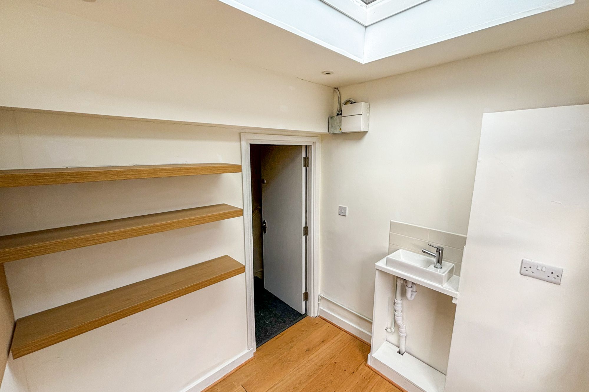 First Floor Room, 102 Christchurch Road, Tulse Hill, London, SW2 3DF