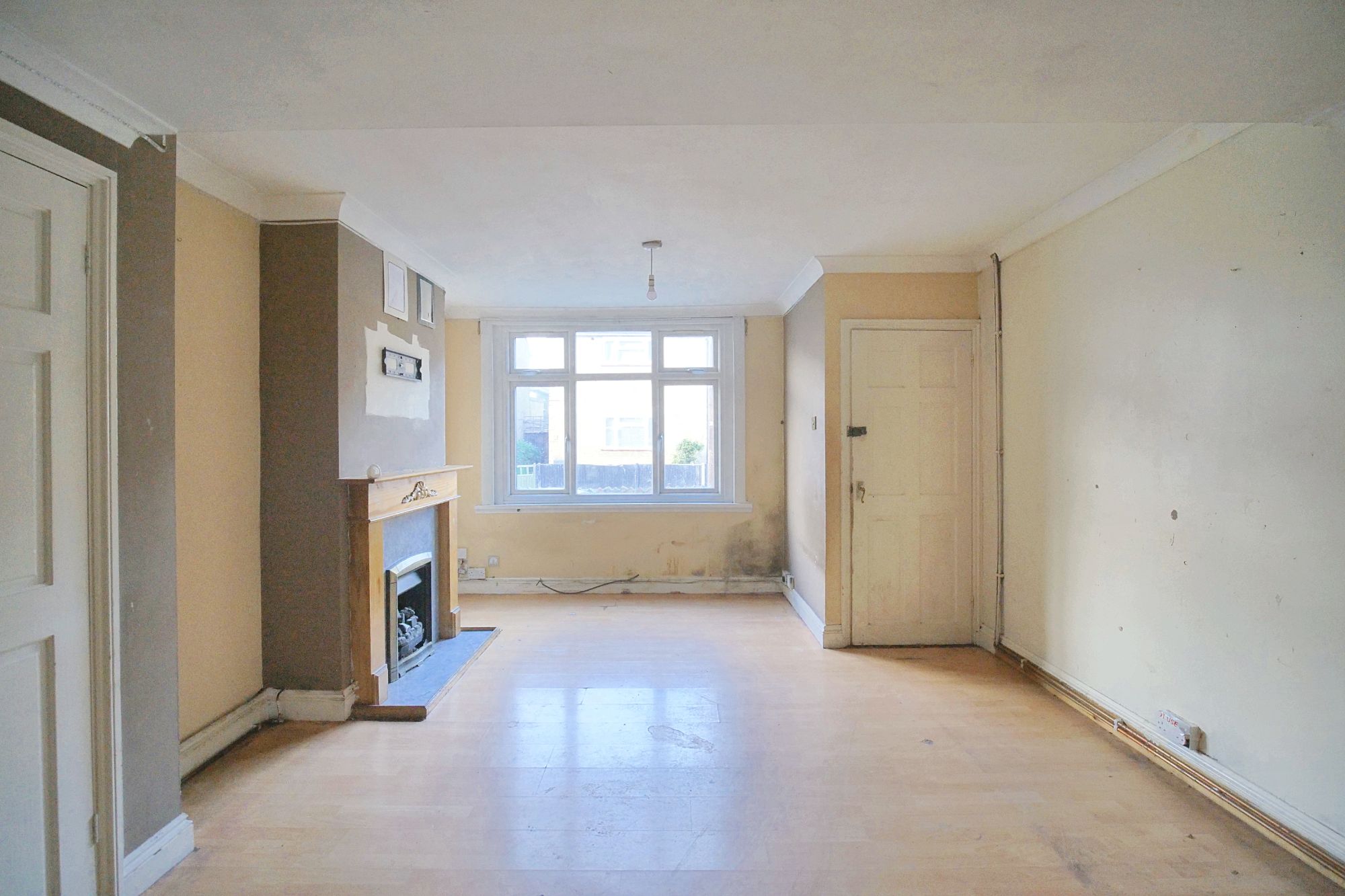 36 Tree Road, Newham, London, E16 3DZ