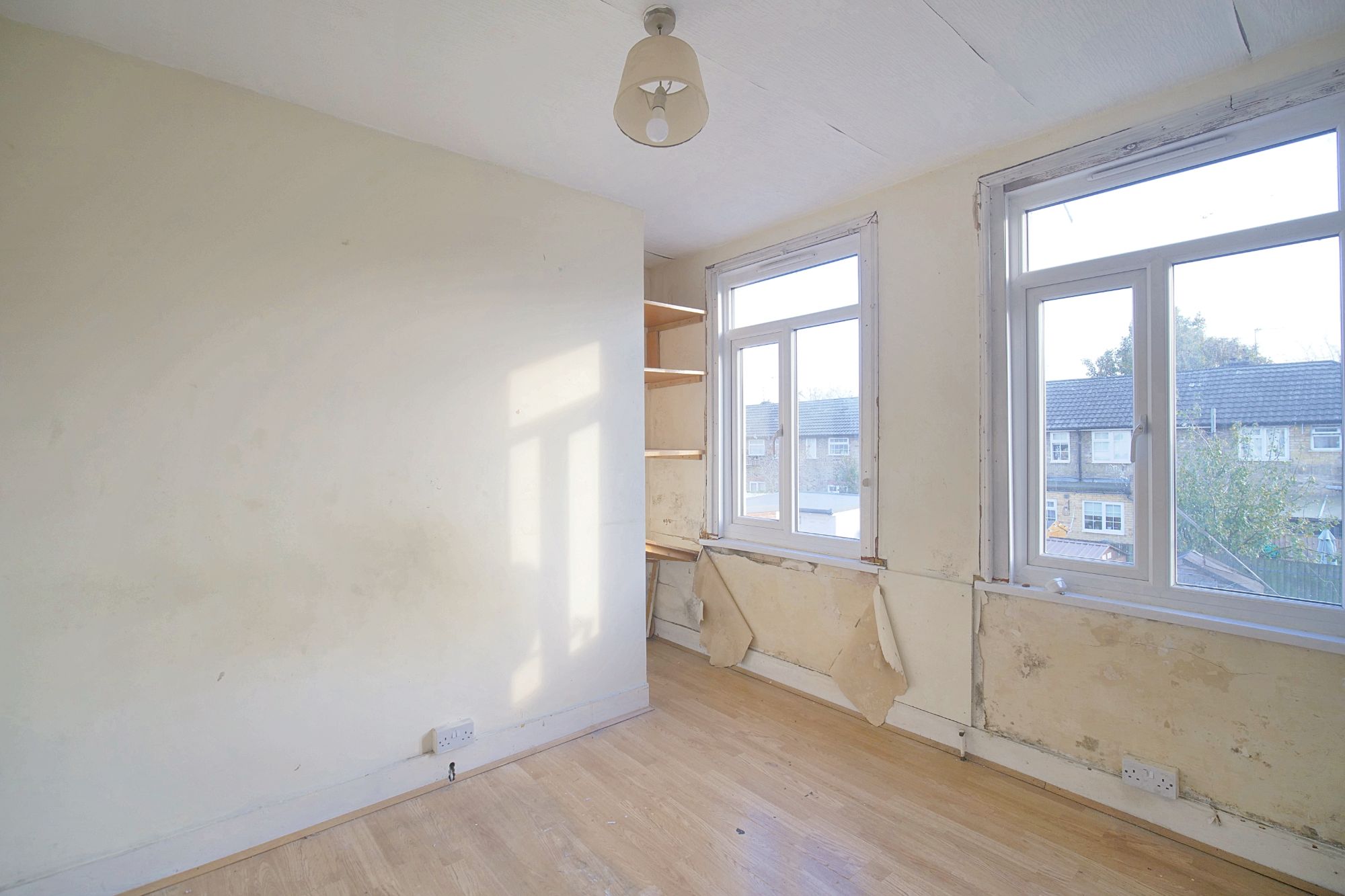 36 Tree Road, Newham, London, E16 3DZ