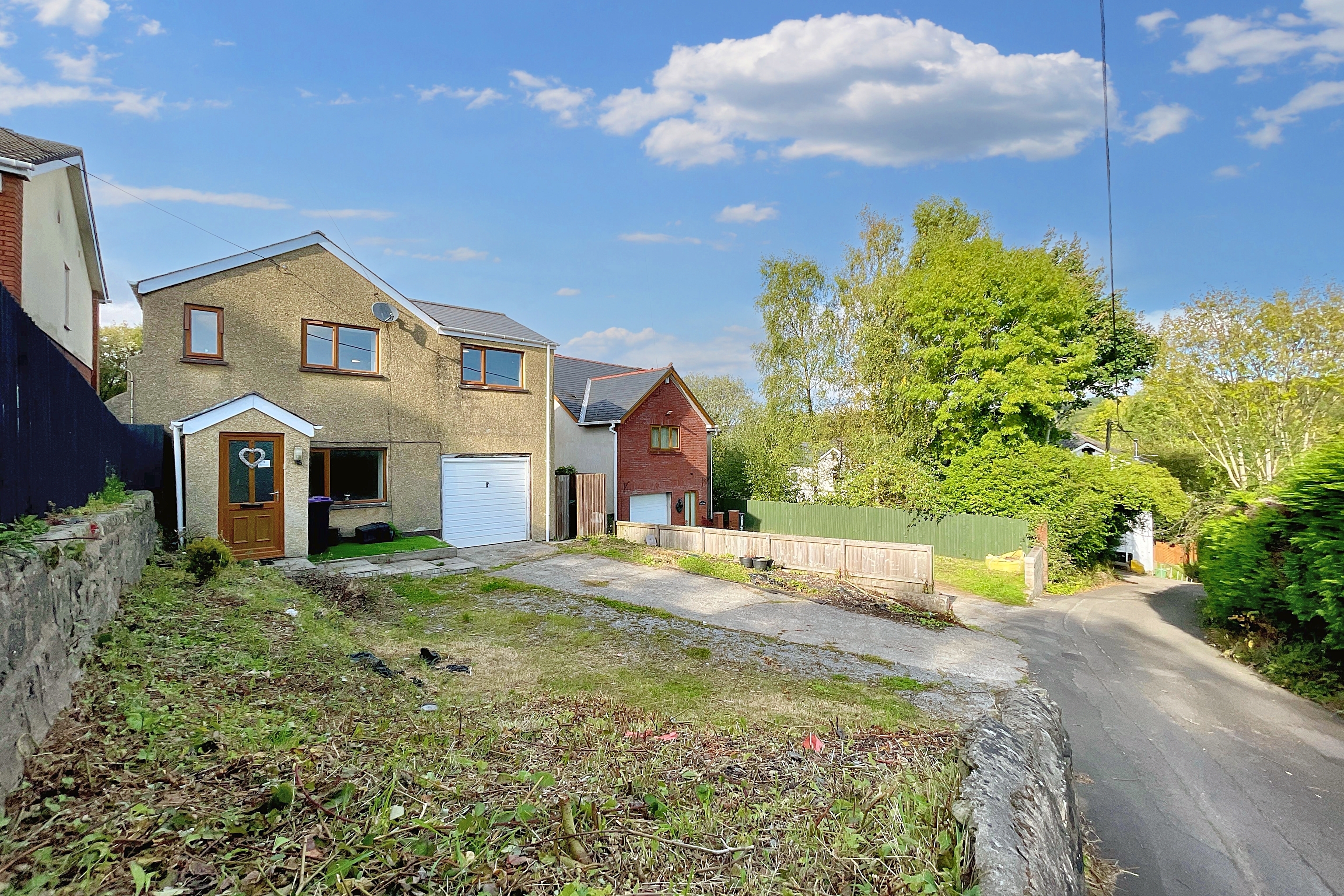 2 Old Houses, Pentwyn, Pontypool.NP4 7TW