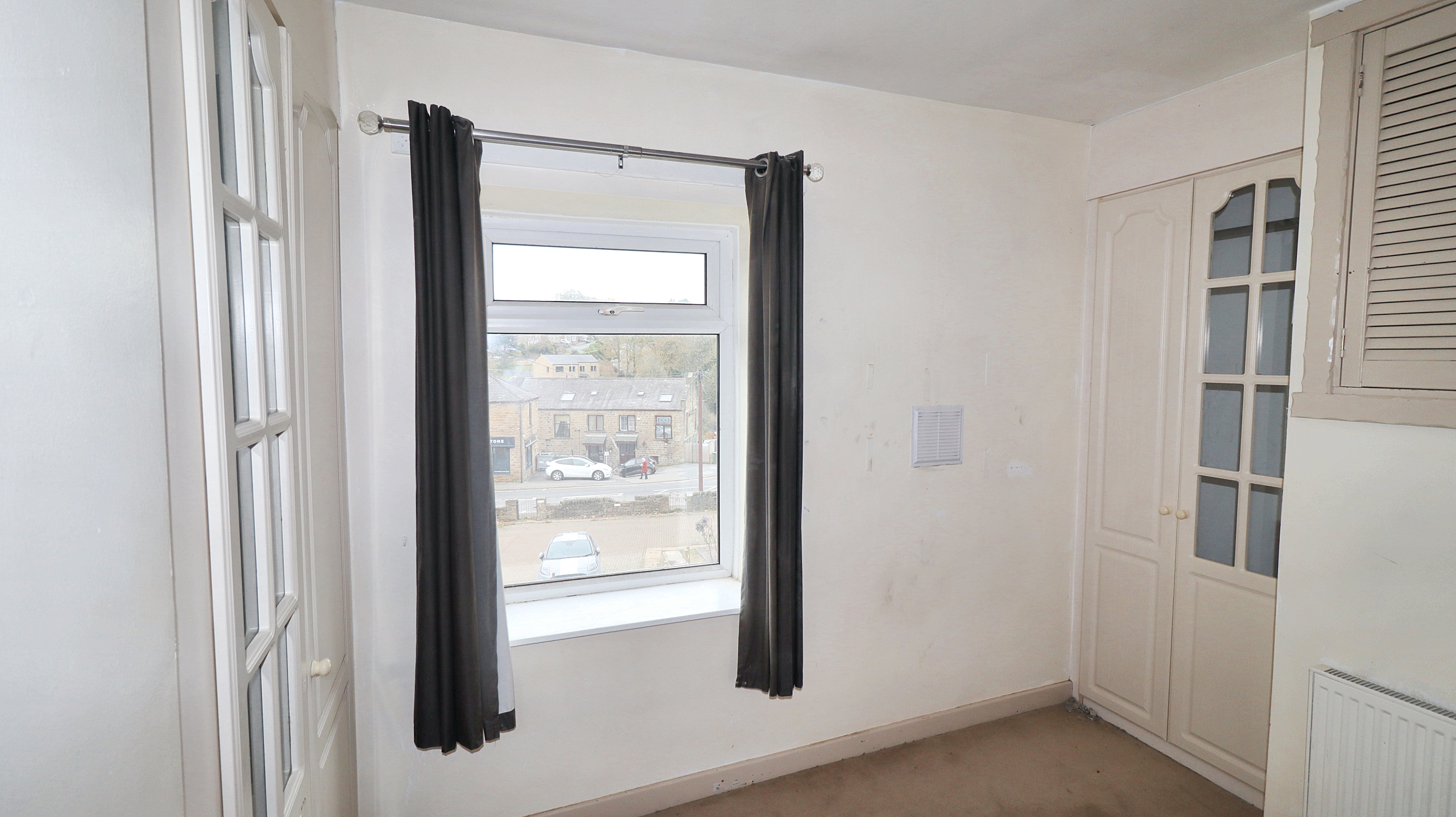 350 Wakefield Road, Denby Dale, Huddersfield, HD8 8RT