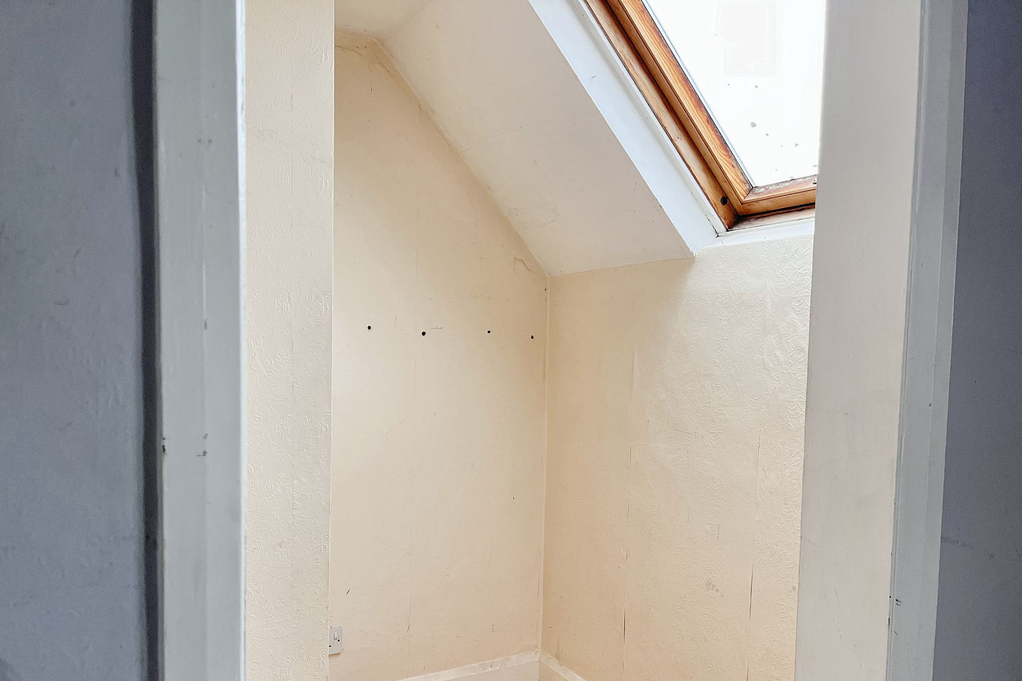 76 Endlesham Road, Balham, London SW12 8JL