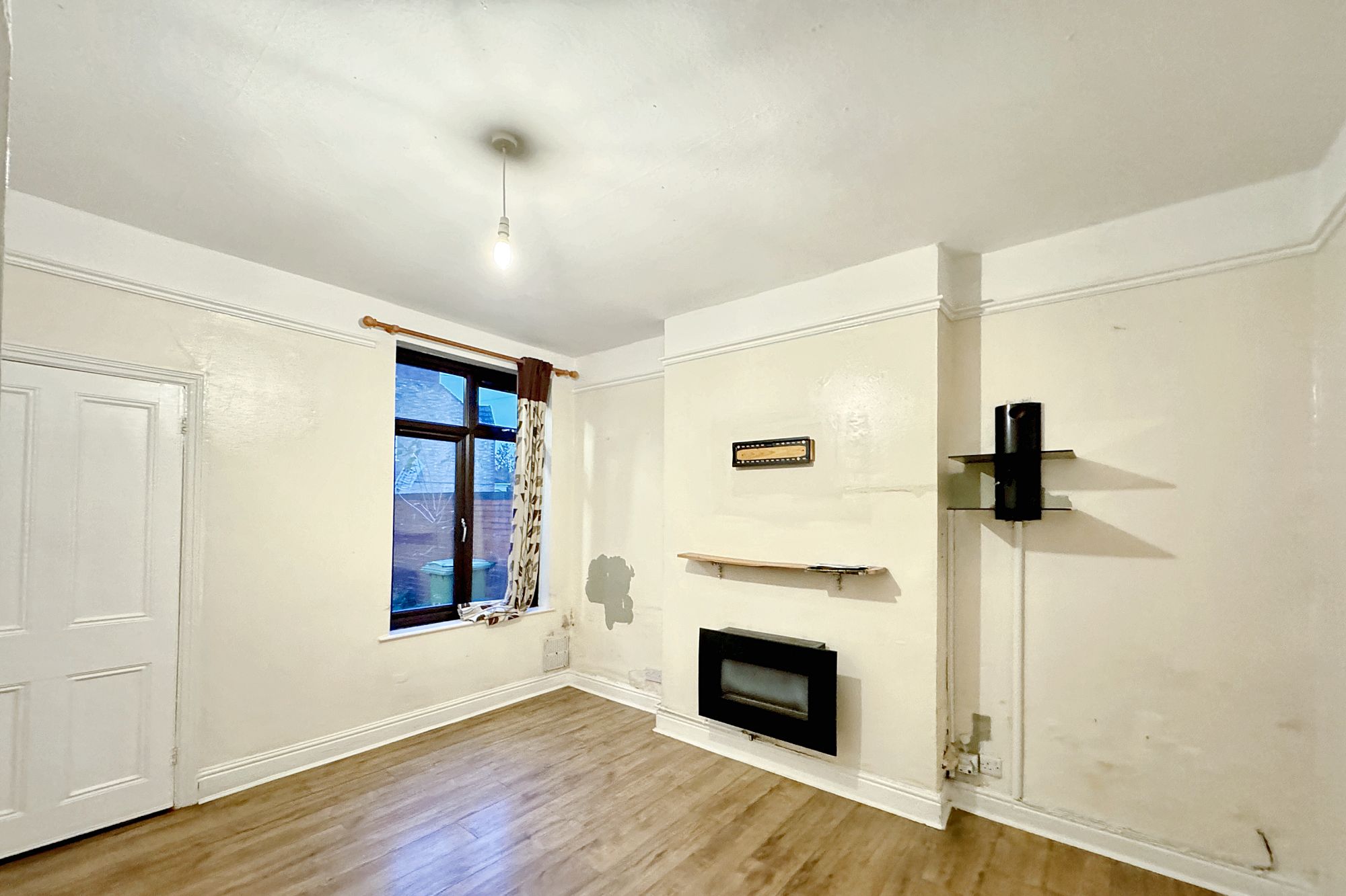 160 Lincoln Road, Peterborough, Cambridgeshire PE1 2NR