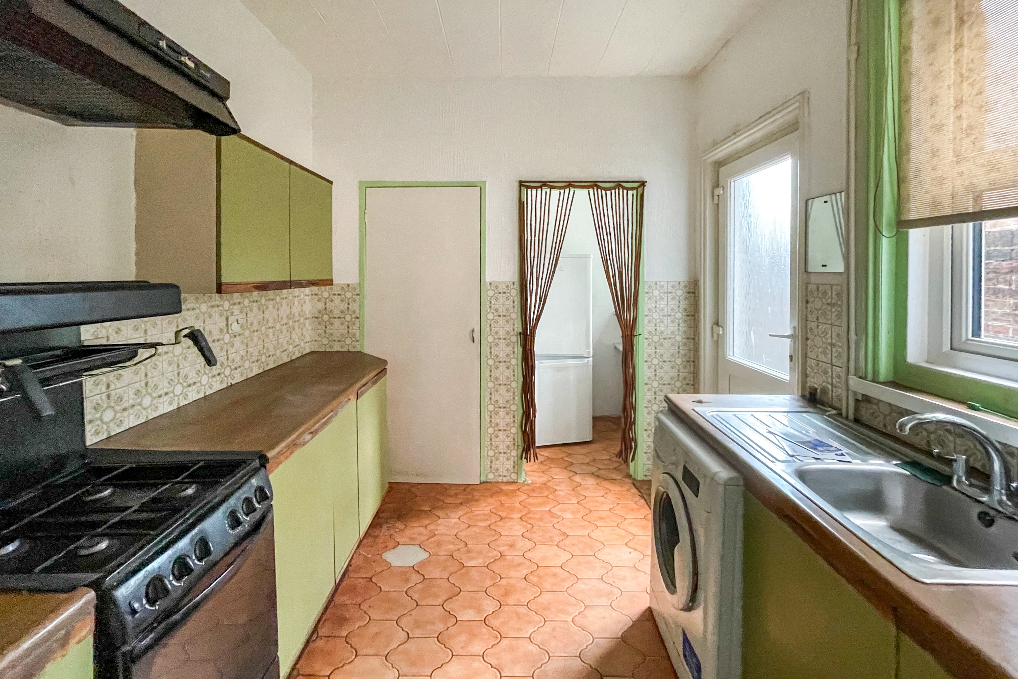 48 Avondale Road, Eastbourne, East Sussex, BN22 8JW