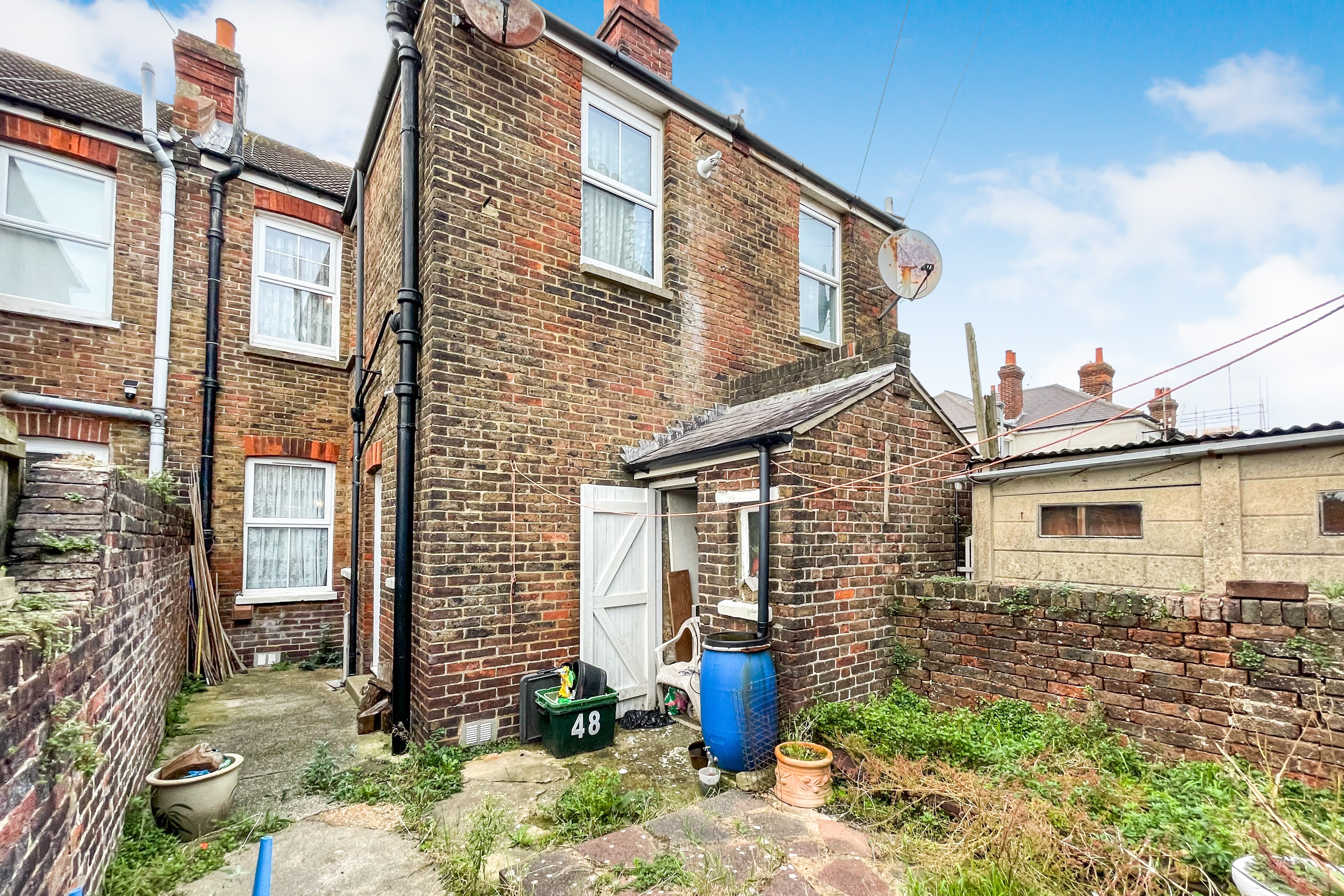 48 Avondale Road, Eastbourne, East Sussex, BN22 8JW