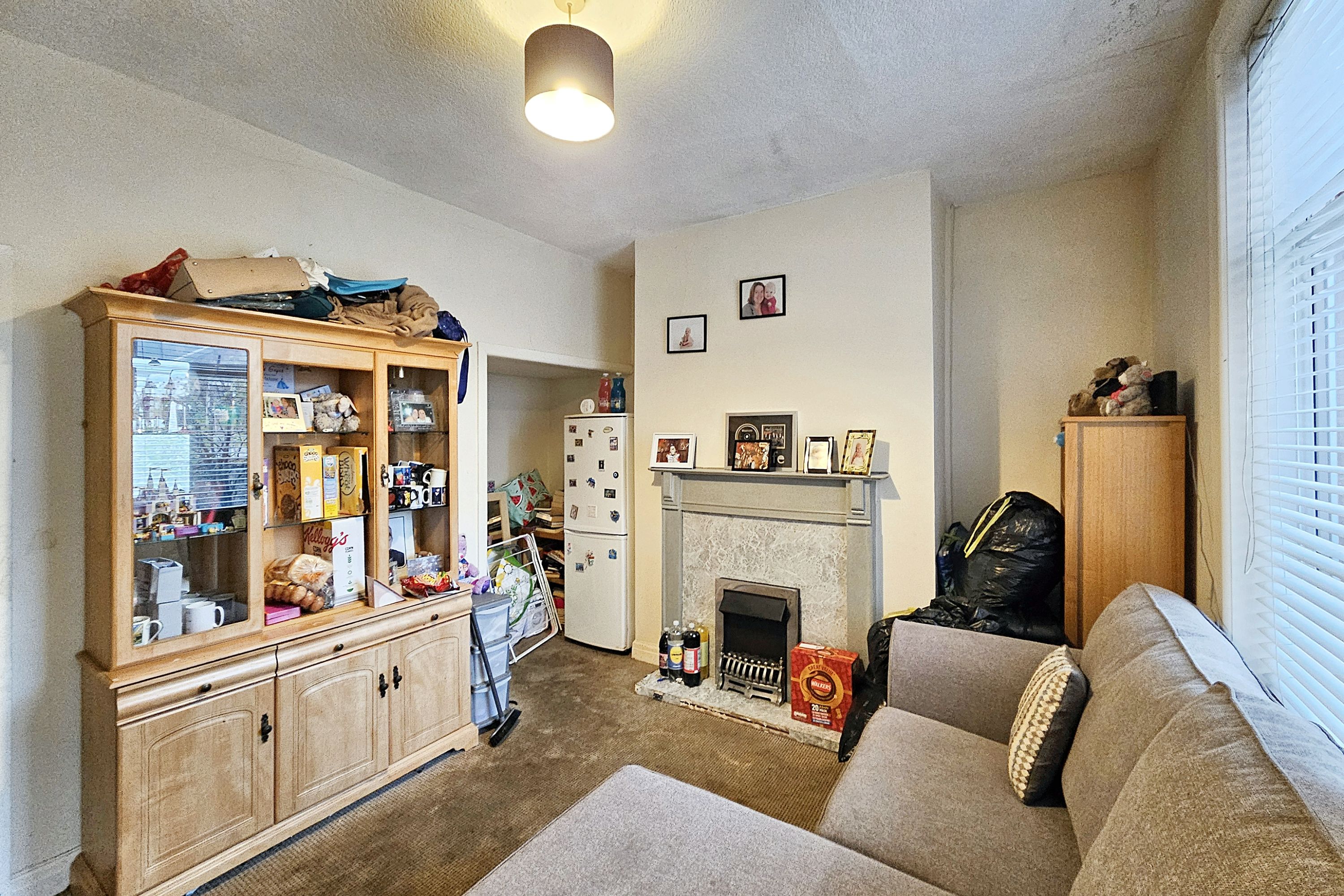 8 Kirby Road, Blackburn, Lancashire, BB2 4HW