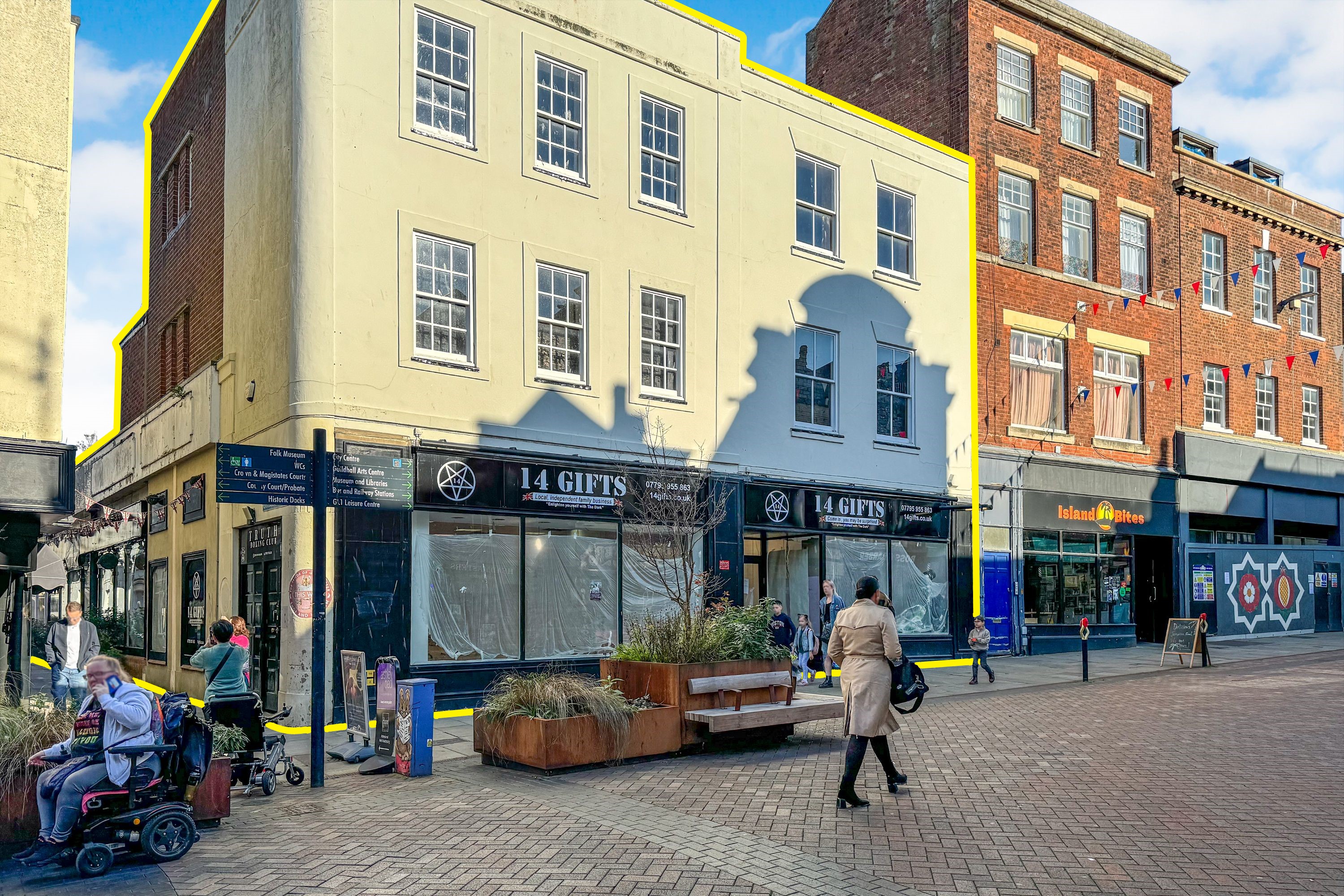38/40 Westgate and 4-5a College Court, Gloucester, Gloucestershire GL1 2NG